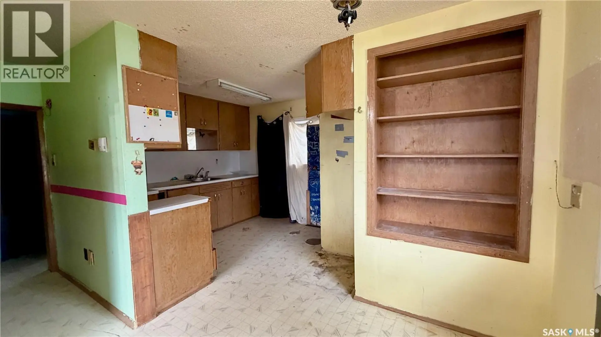 2102 Herman AVENUE - Image 6