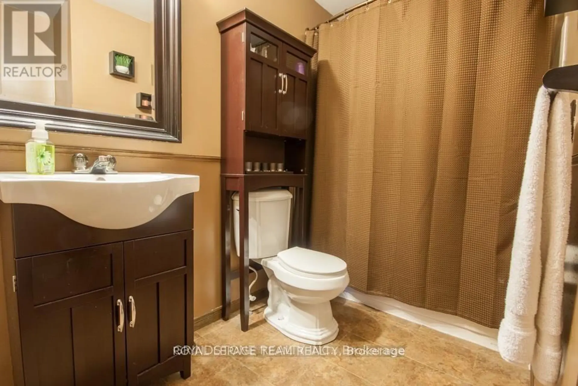 183 MCELROY DRIVE - Image 11