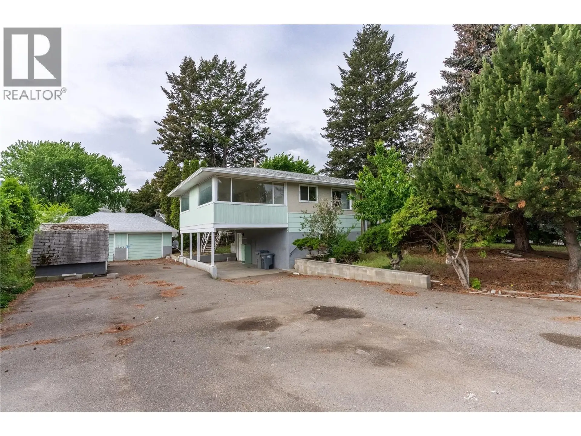 Property at 864 SHELAN Place, Kamloops, BC