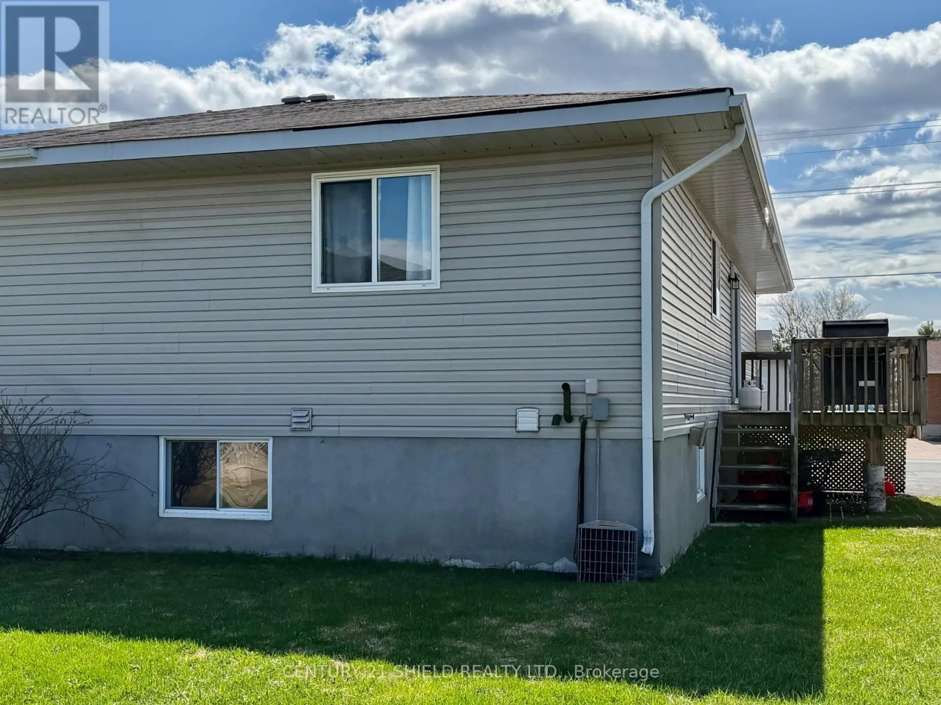 101 MCKENZIE STREET W - Image 6