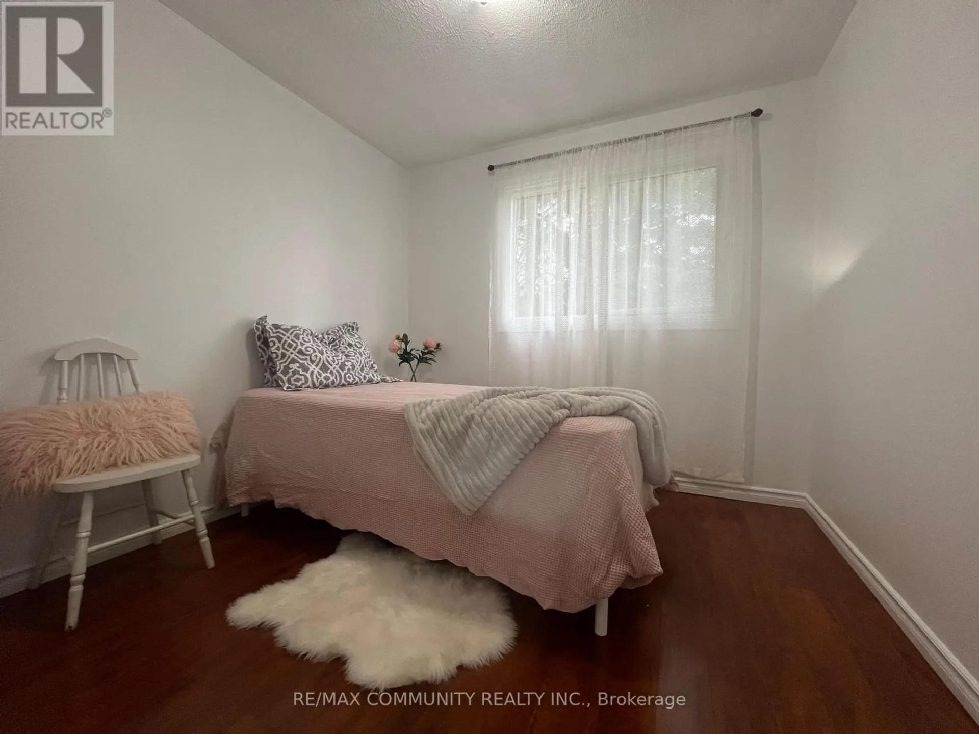 284 SPRUCEWOOD COURT - Image 17