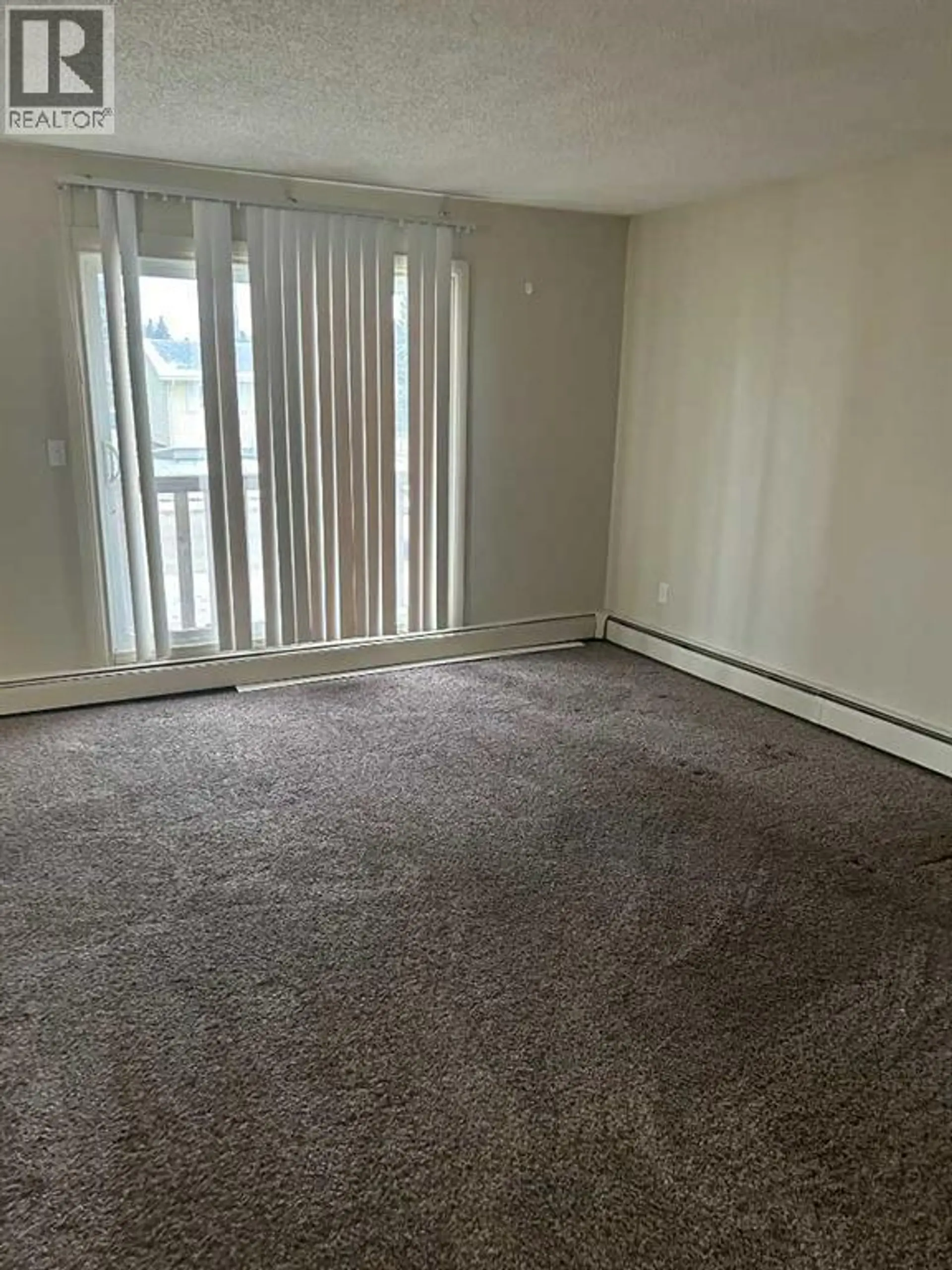 3832 47 Street - Image 6