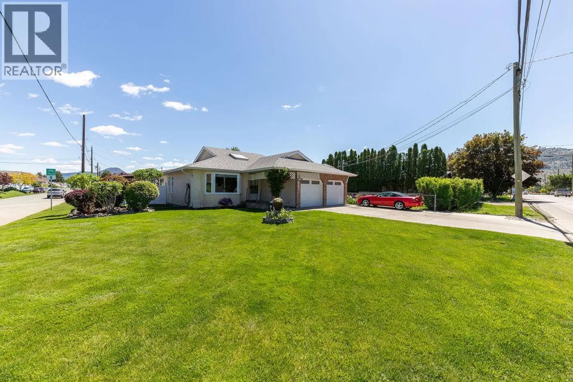Property at 985 Schreiner Street, Kamloops, BC
