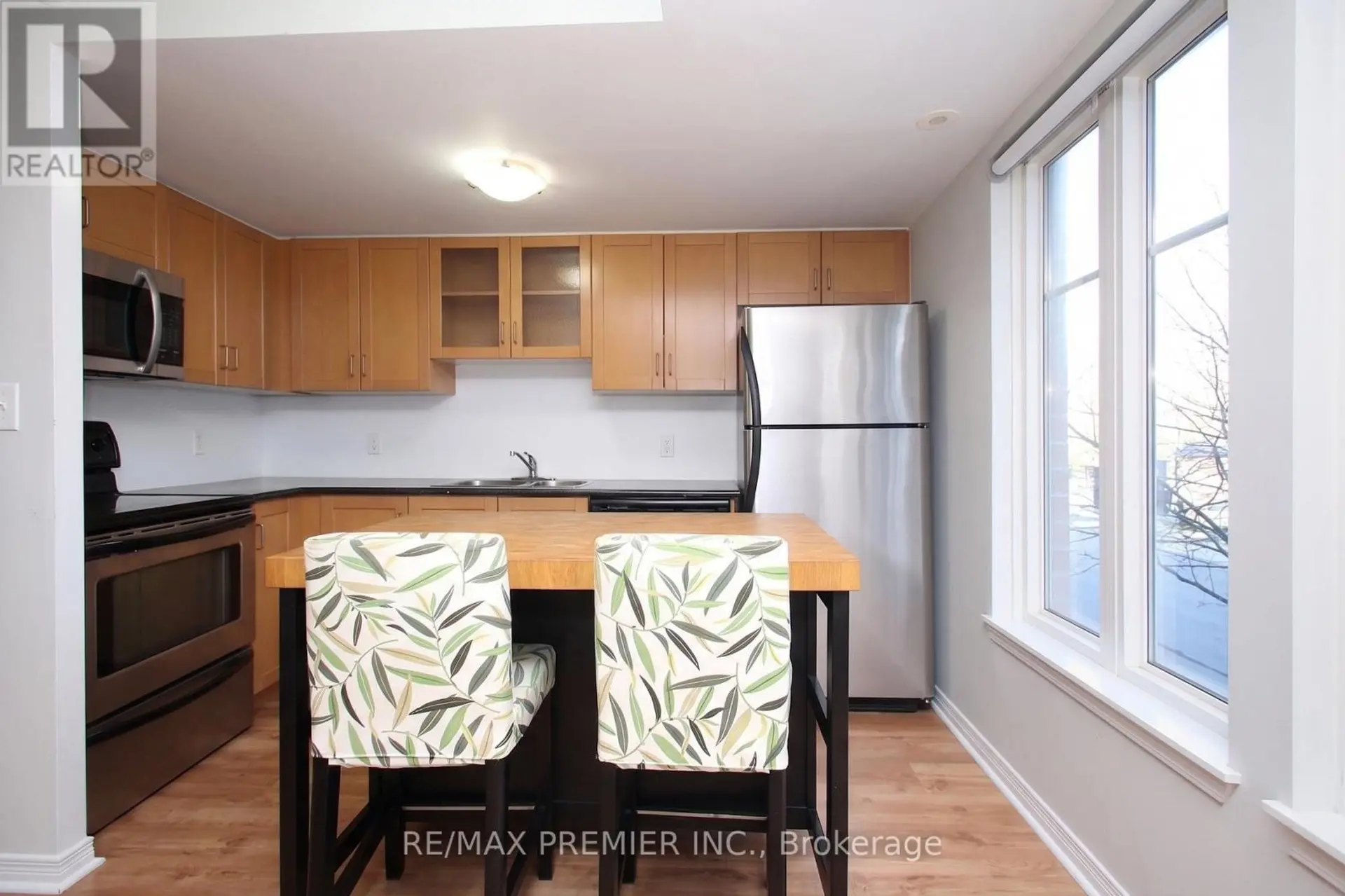 #109 22 WESTERN BATTERY ROAD - Image 7