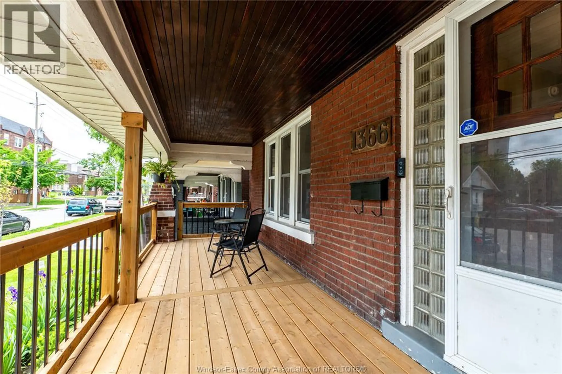 1366 Dufferin PLACE - Image 2