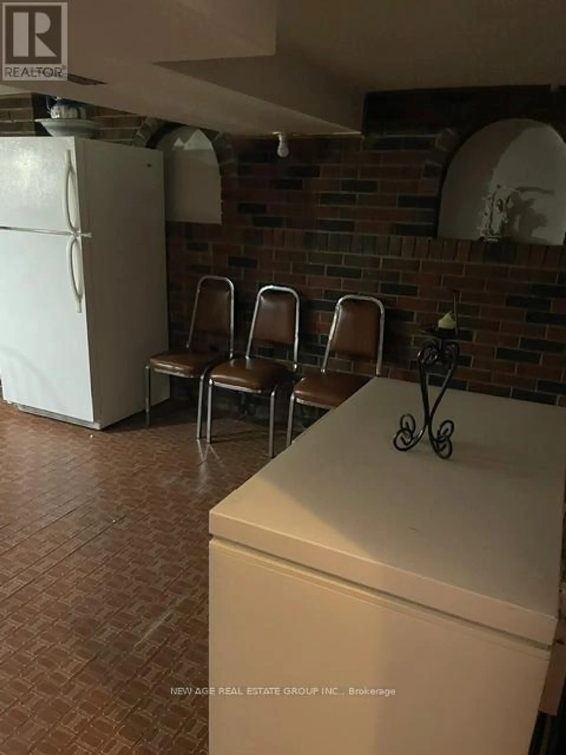 112 ANTHIA DRIVE W - Image 16