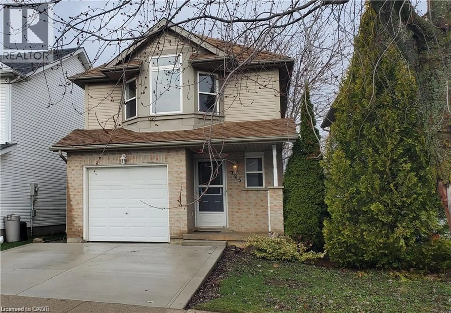 725 PARIS Boulevard - Image 1