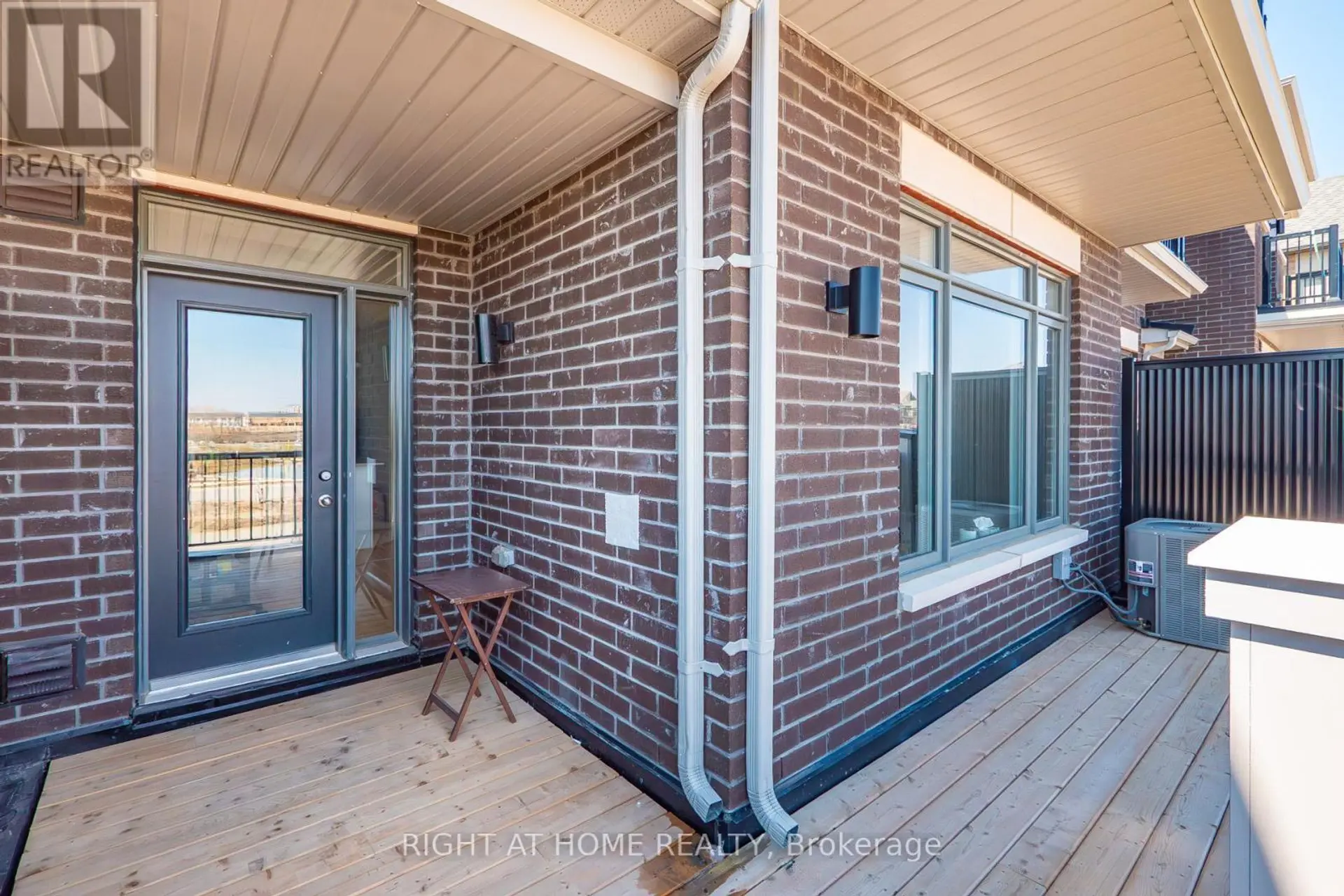 24 MONREAU DRIVE - Image 8