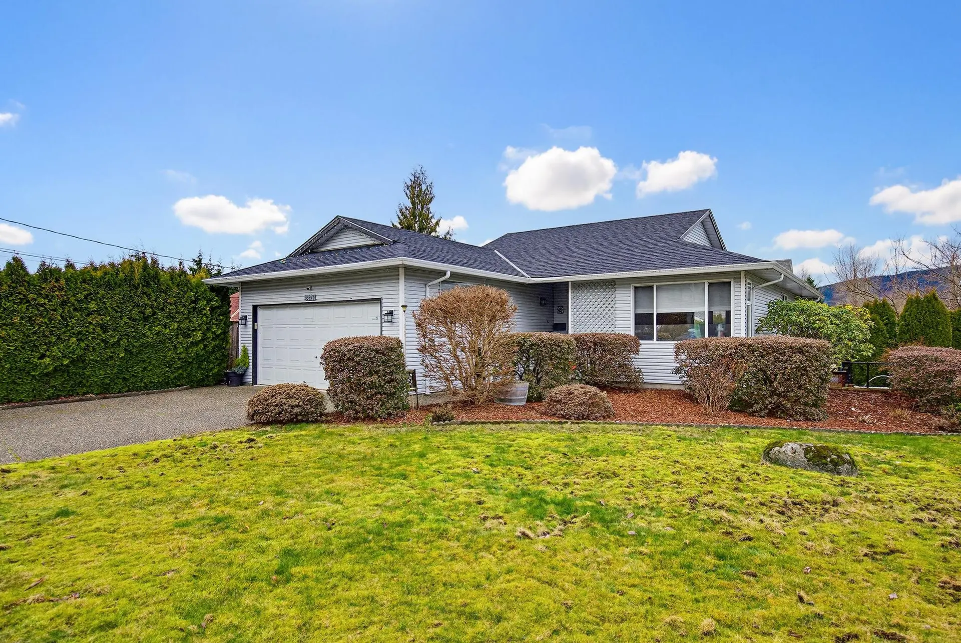 Property at 33275 Cherry Avenue, Mission, BC