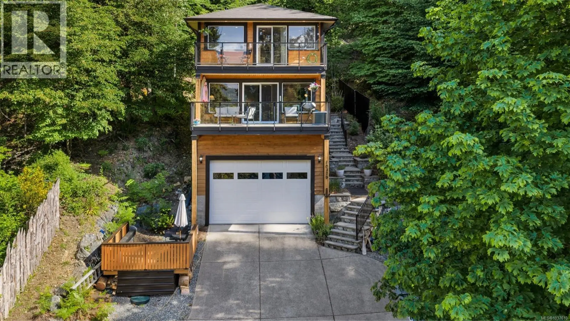 Property at 10379 Arbutus Rd, Youbou, BC