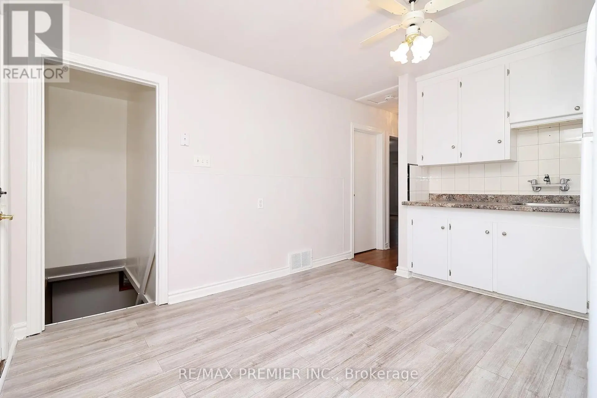 15 BONIFACE AVENUE - Image 3