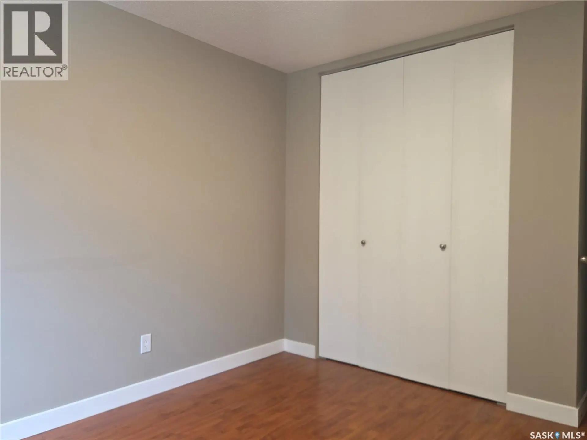#22 208 Lindsay PLACE - Image 13
