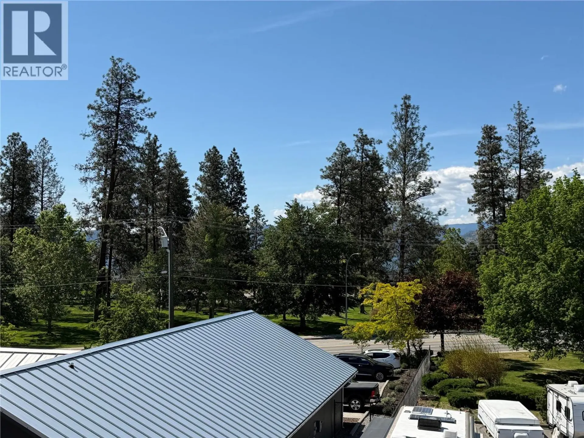 #415 130 Skaha Place - Image 16