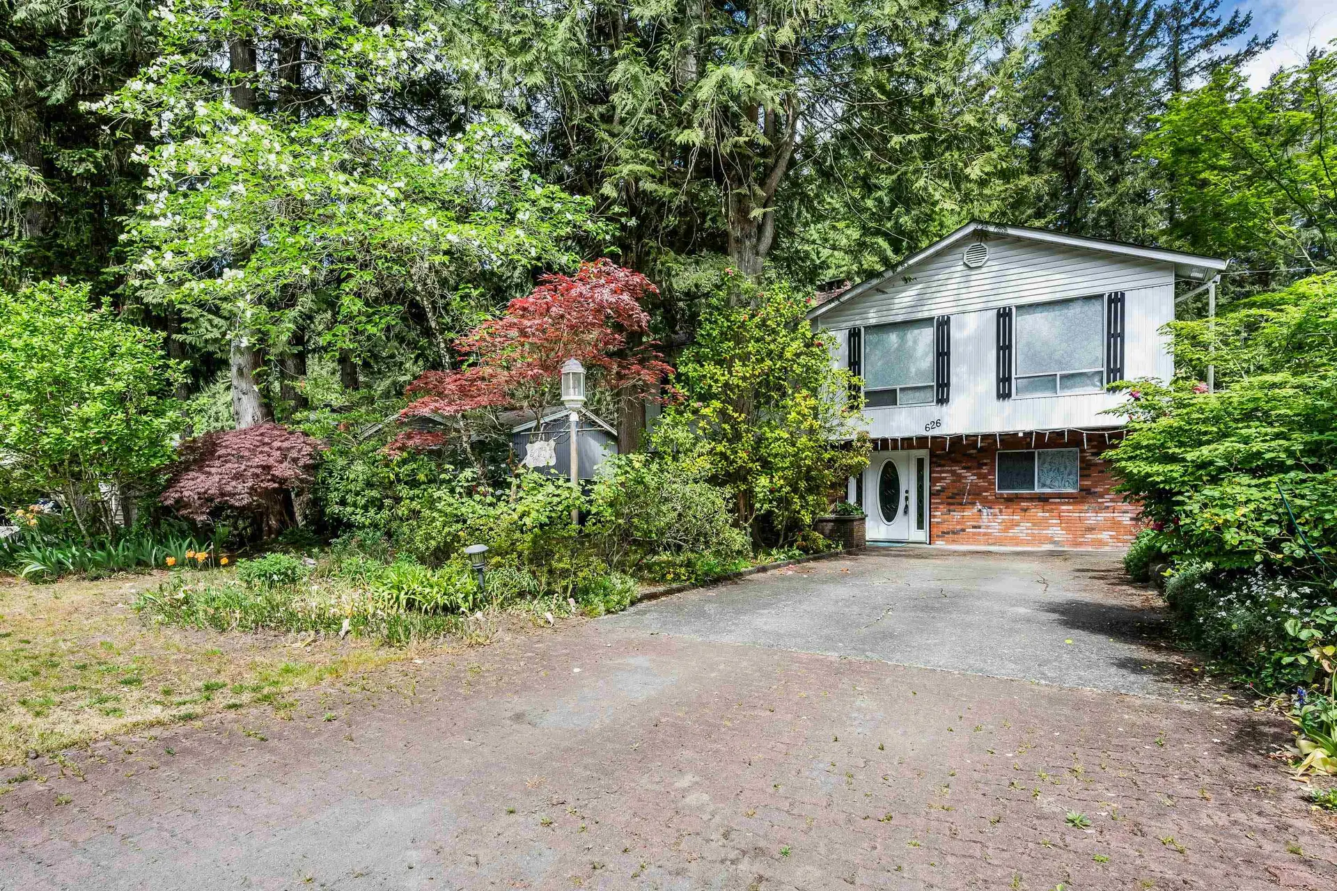 Property at 626 Mountain View Road, Cultus Lake, BC