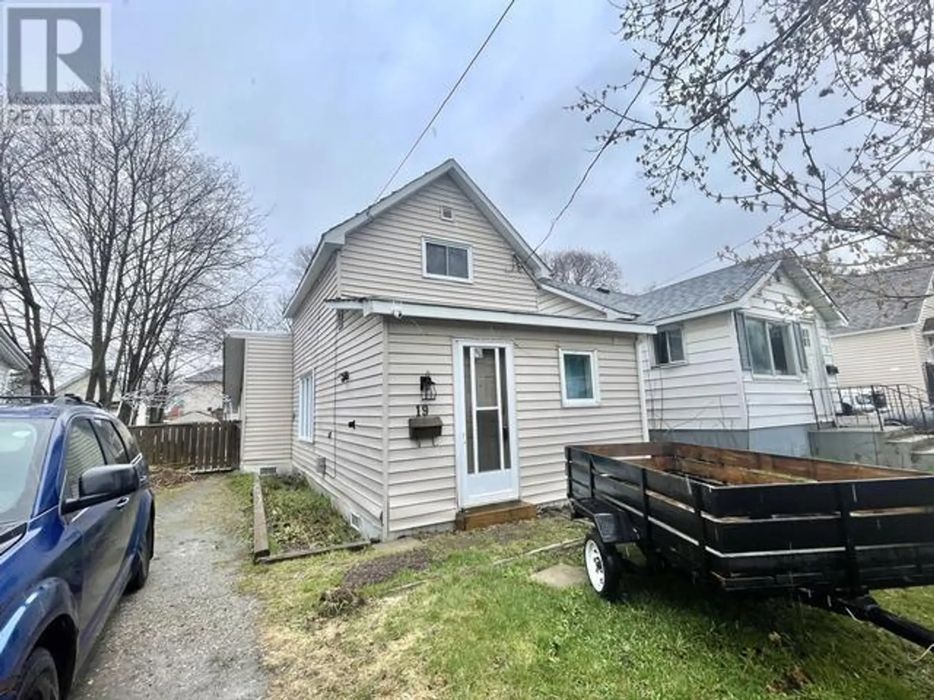 19 Grosvenor AVE - Image 1
