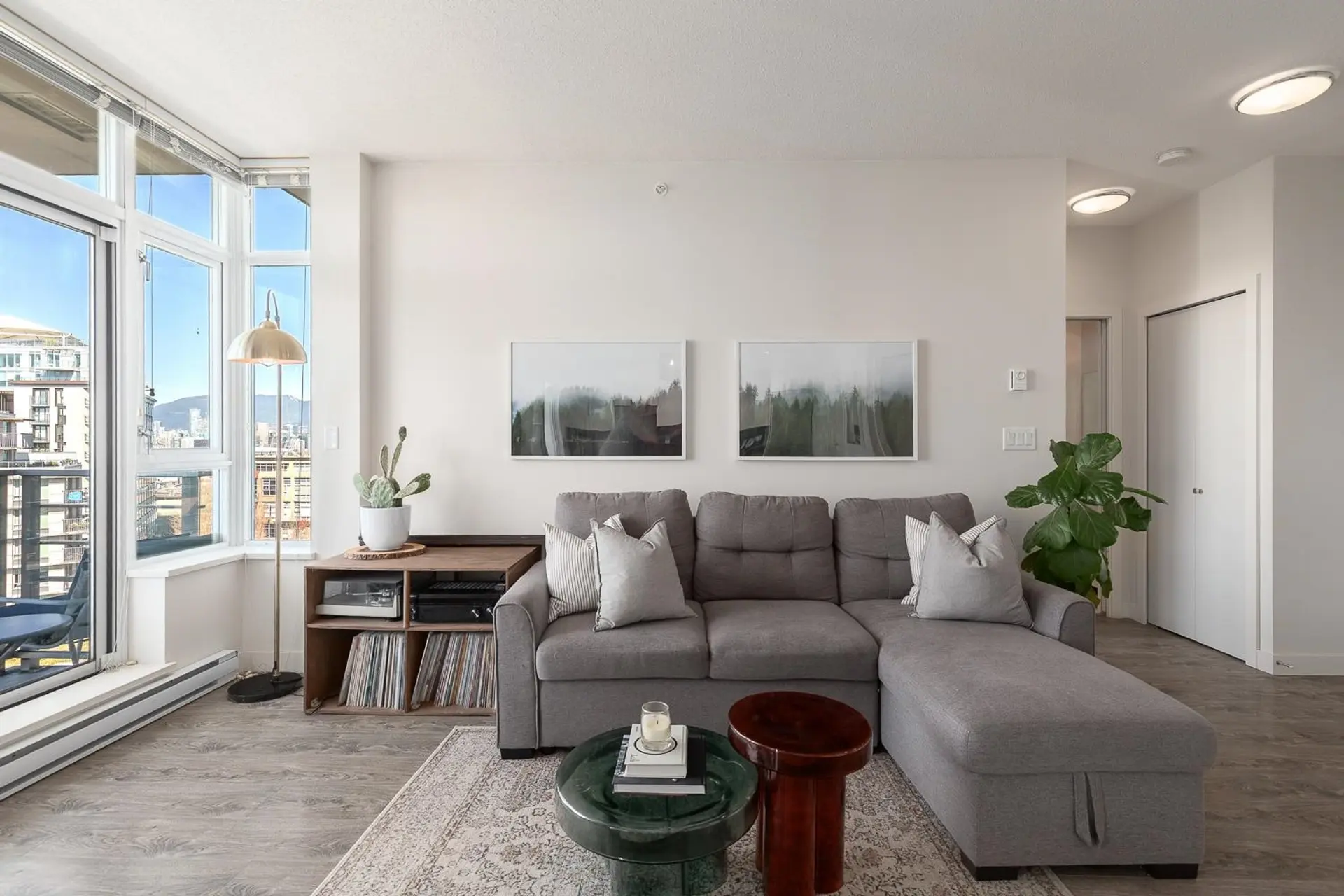 Property at #906 2788 Prince Edward Street, Vancouver, BC