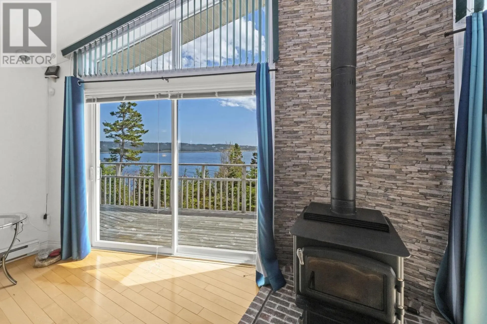821 Shad Point Parkway - Image 3
