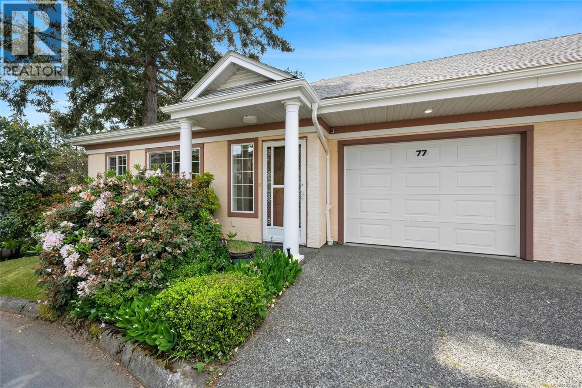 Property at #77 14 Erskine Lane, View Royal, BC