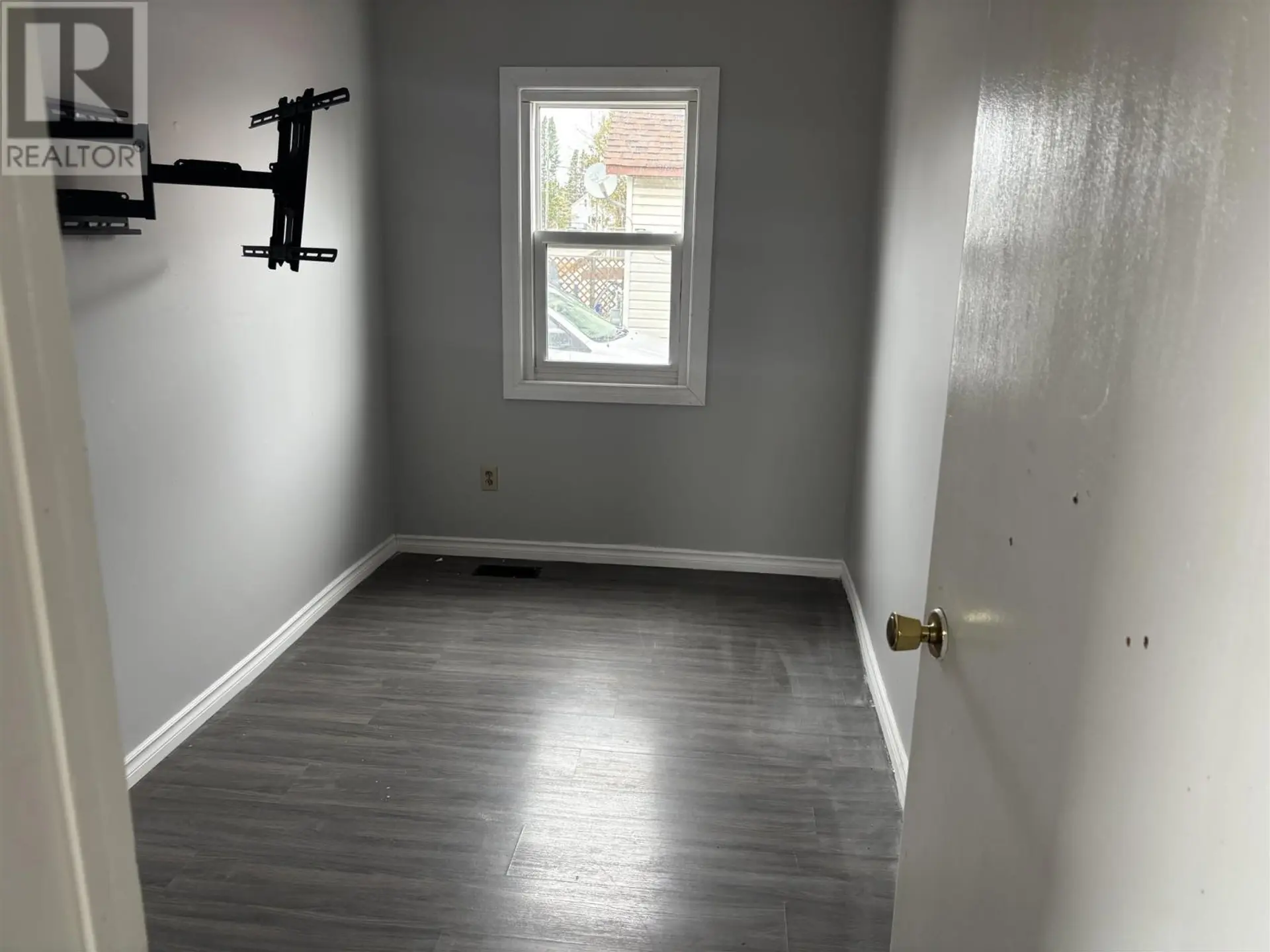 528 Brunswick AVE - Image 12