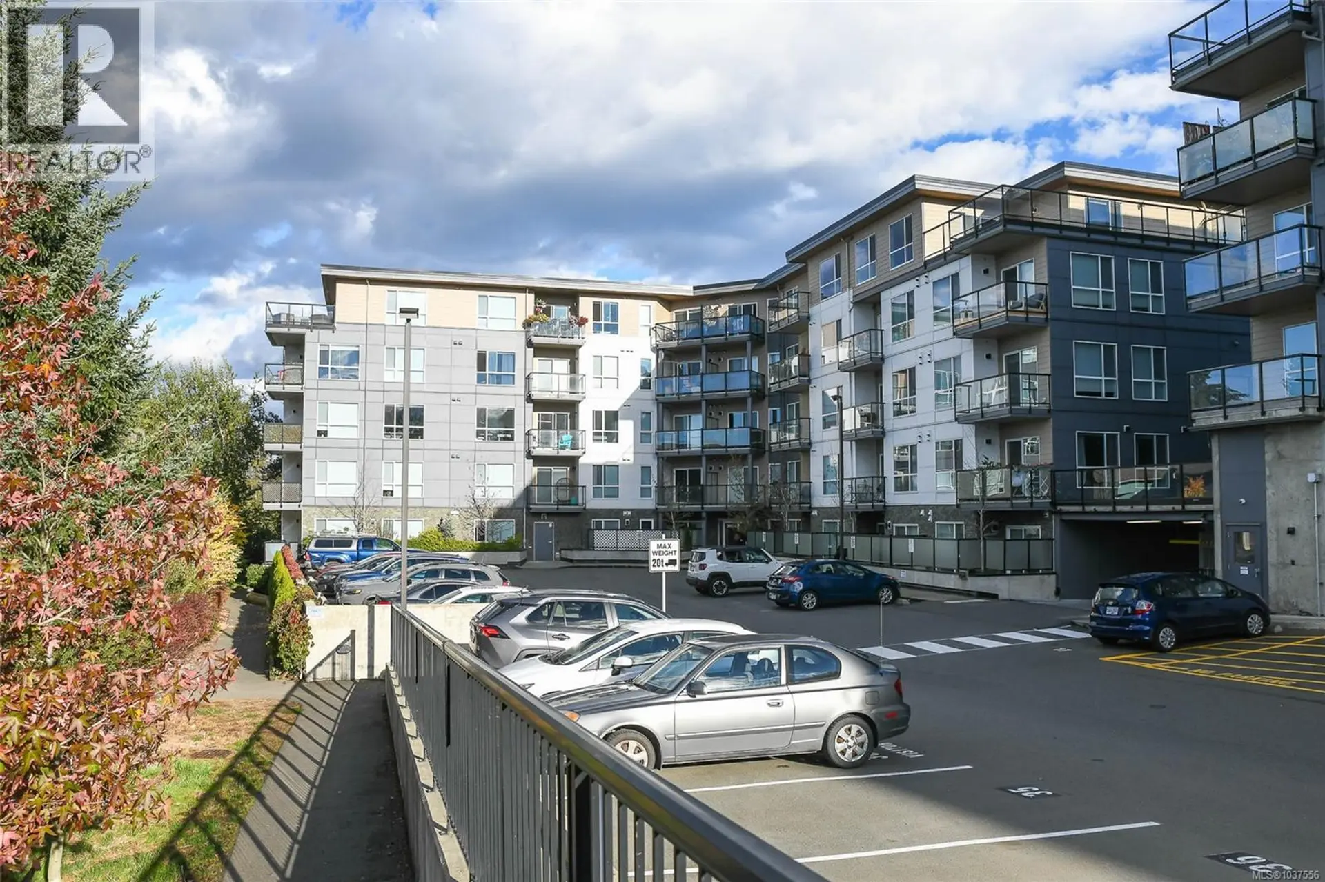 #310 3070 Kilpatrick Ave - Image 2