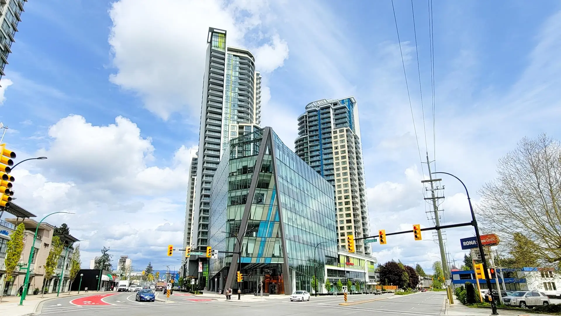 Property at #901 7388 Kingsway, Burnaby, BC