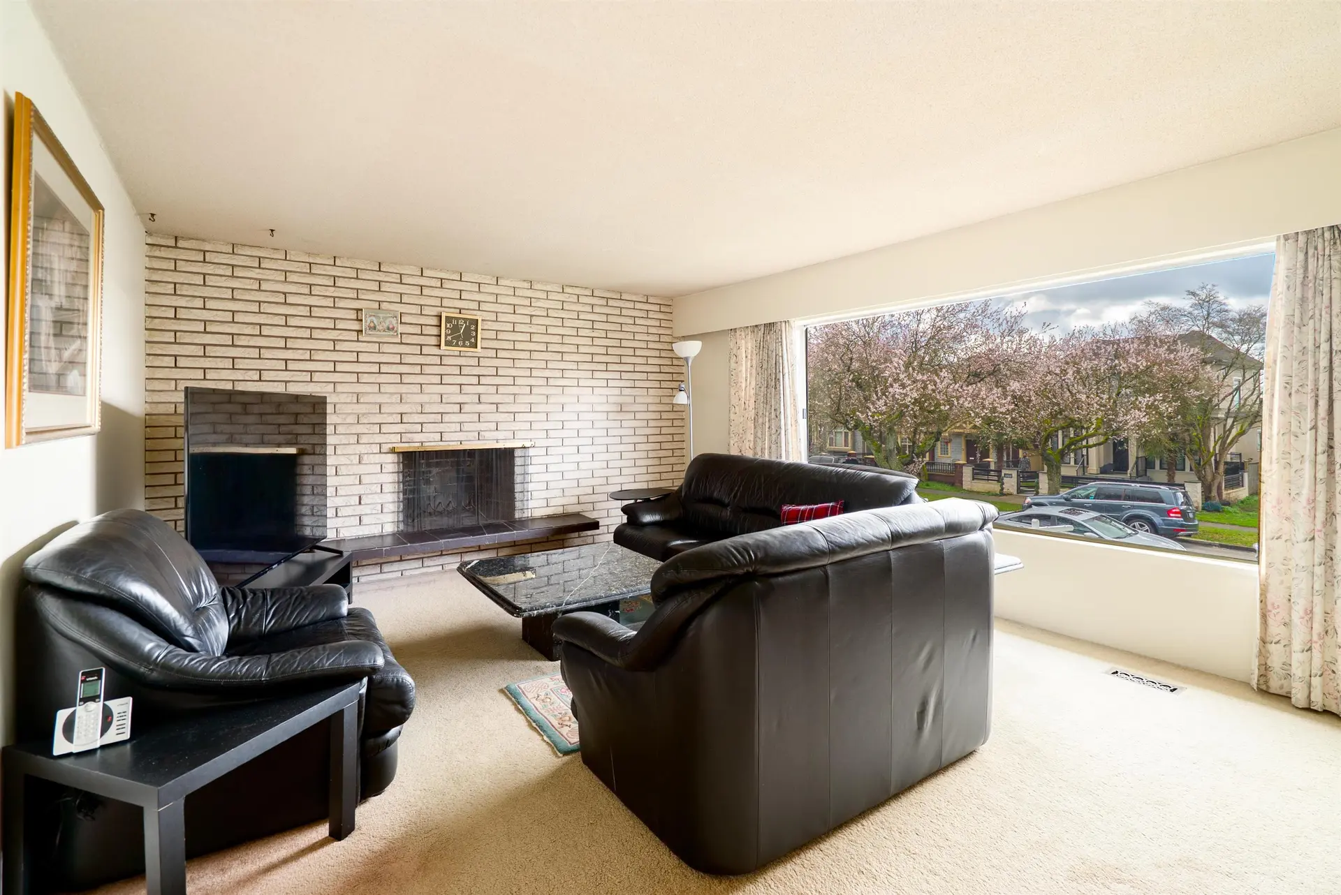 Property at 437 E 55th Avenue, Vancouver, BC
