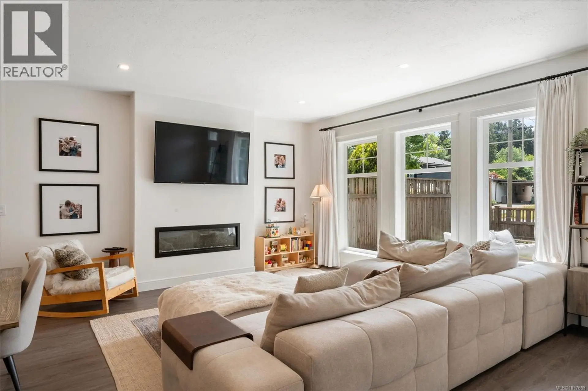 Property at #B 240 Woods Ave, Courtenay, BC