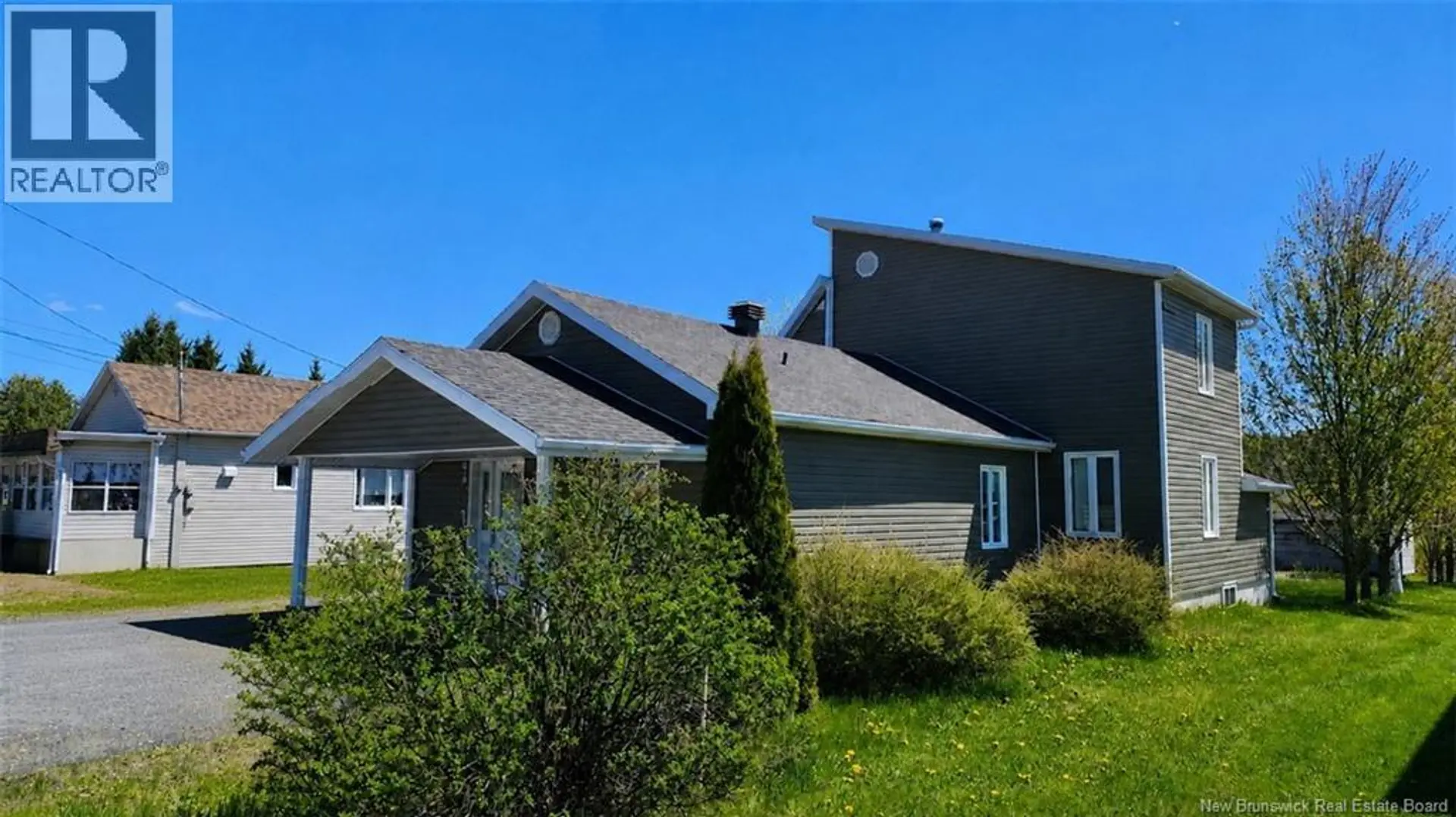 1156 St-Francois Street - Image 14