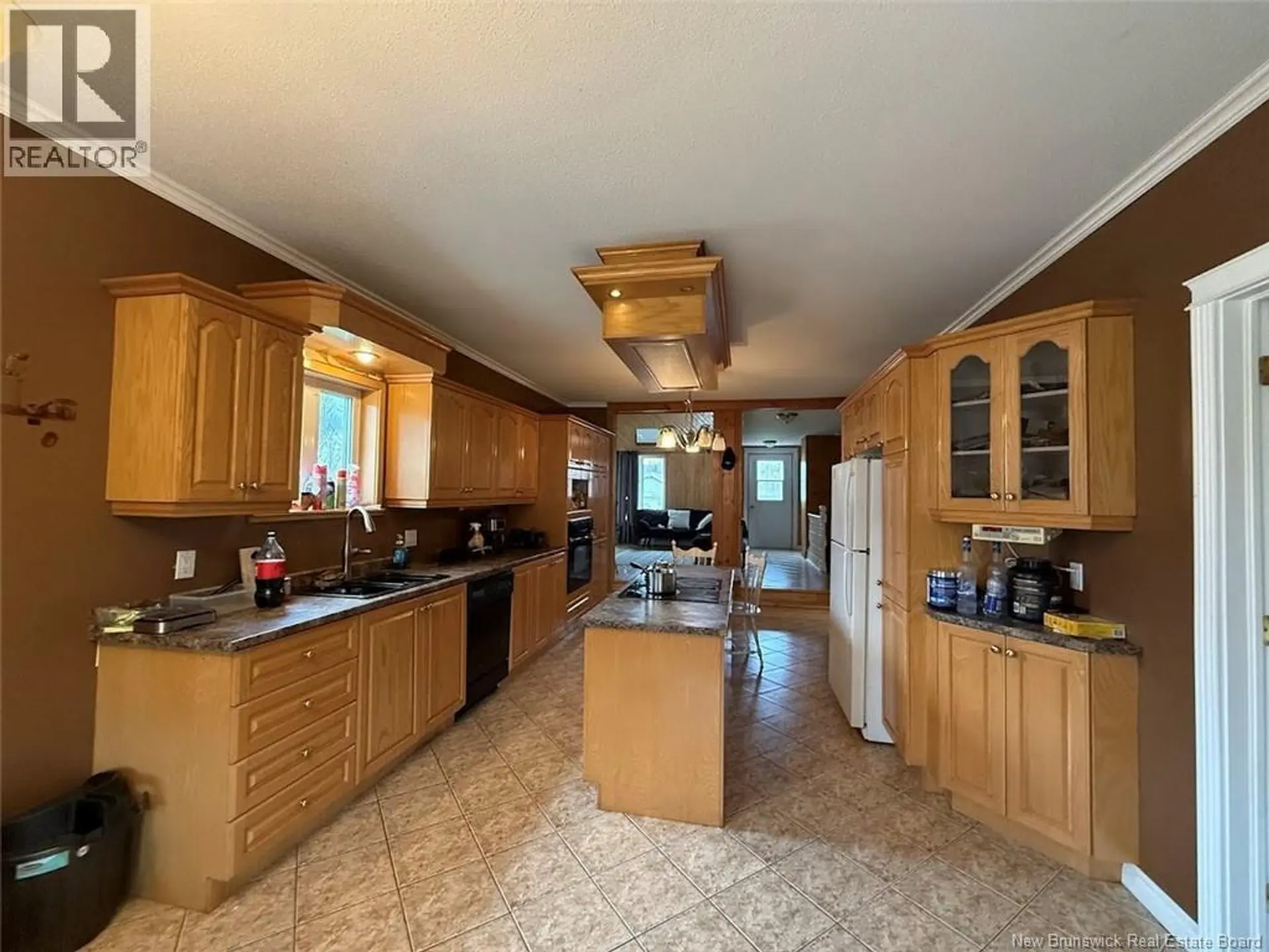 1156 St-Francois Street - Image 4