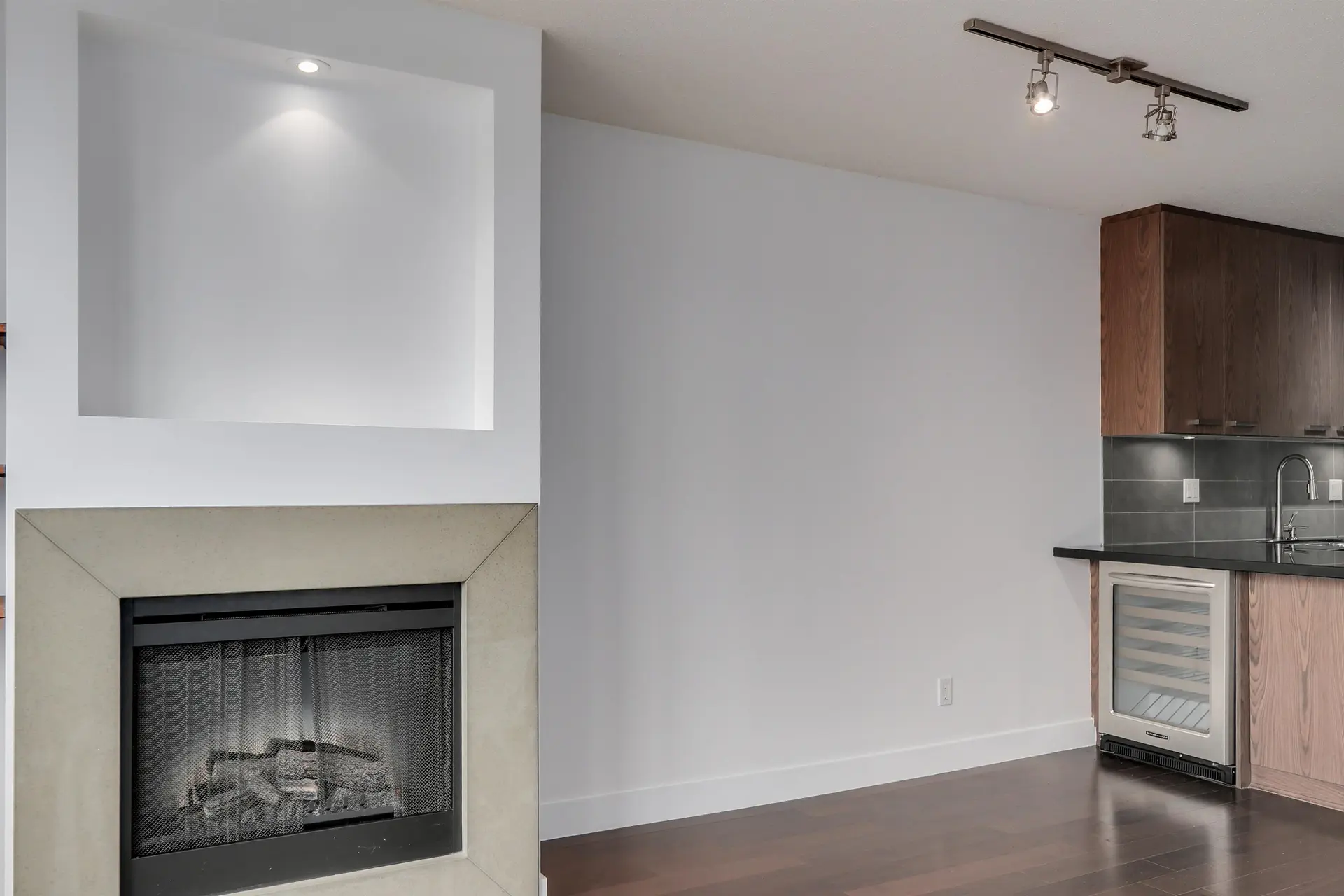 #221 3228 Tupper Street - Image 6