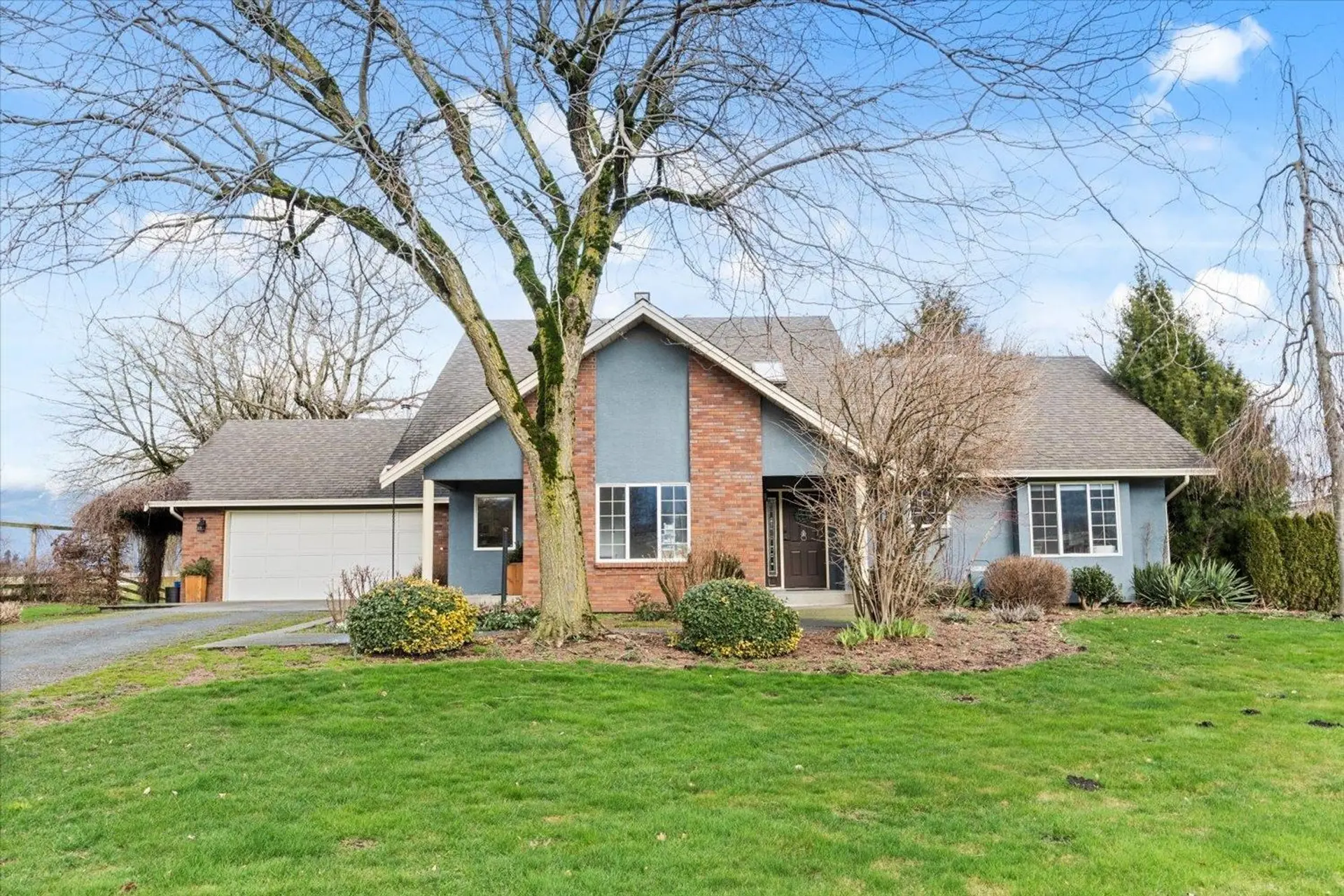 Property at 42345 South Sumas Road, Sardis - Greendale, BC