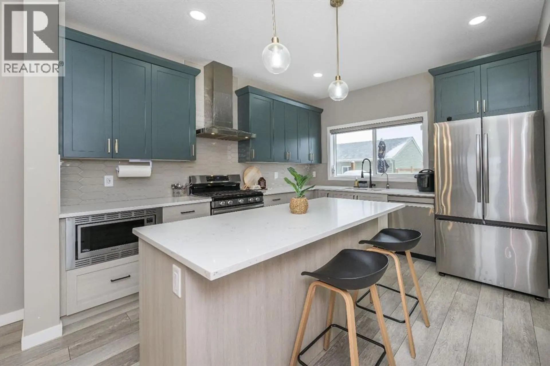 2049 Cobblespring Avenue SW - Image 2