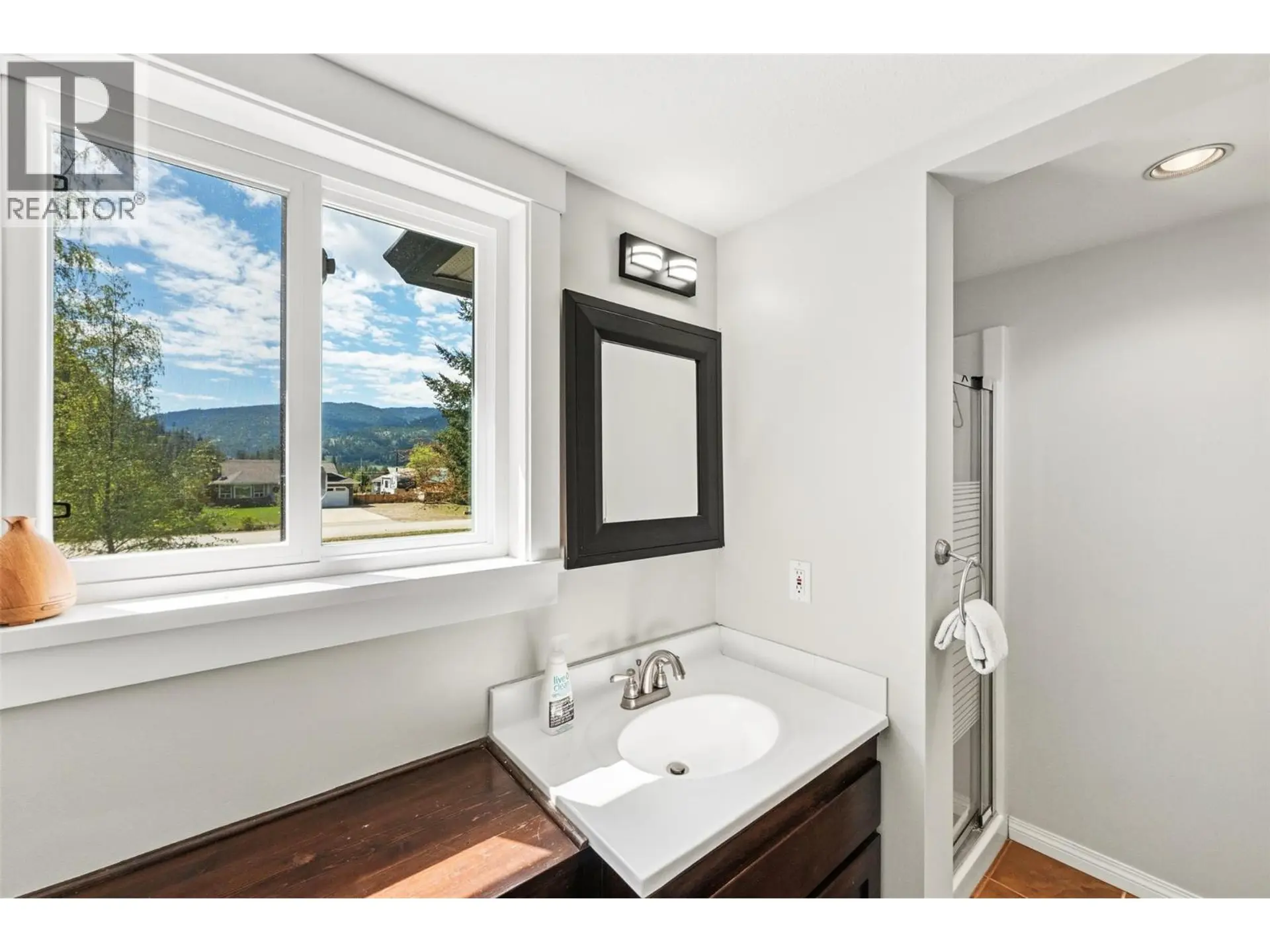 178 RANGE Road - Image 16