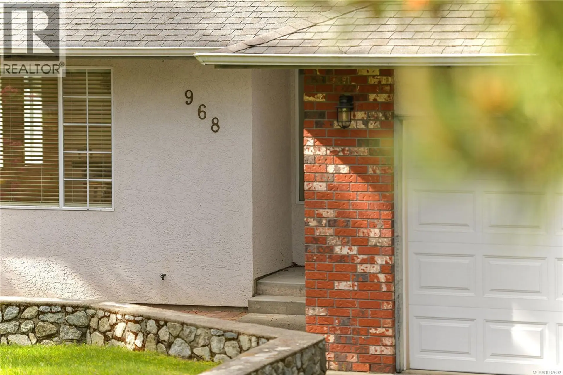 968 Greig Ave - Image 13