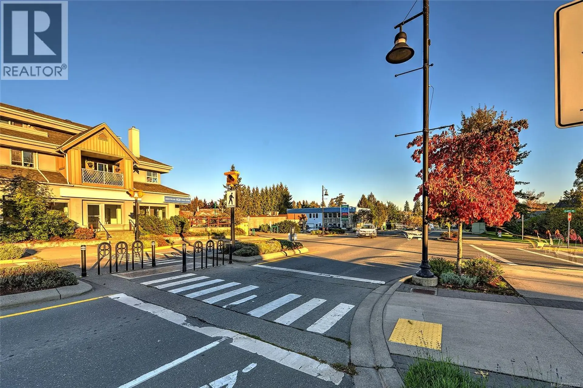 968 Greig Ave - Image 18