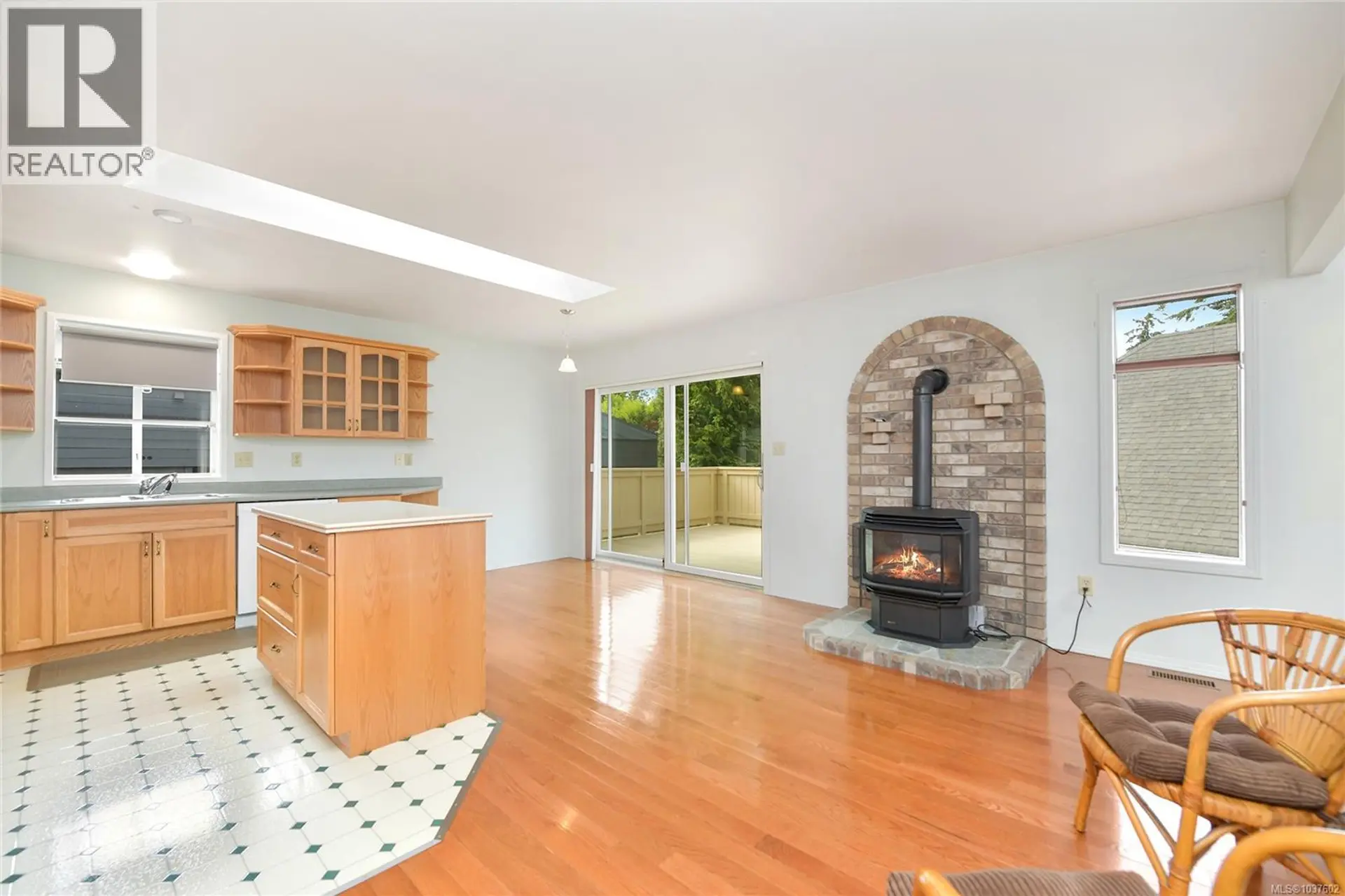 968 Greig Ave - Image 7
