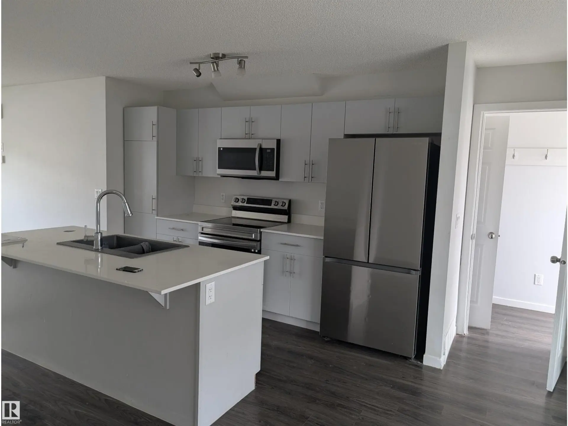 17619 49 ST NW NW - Image 2