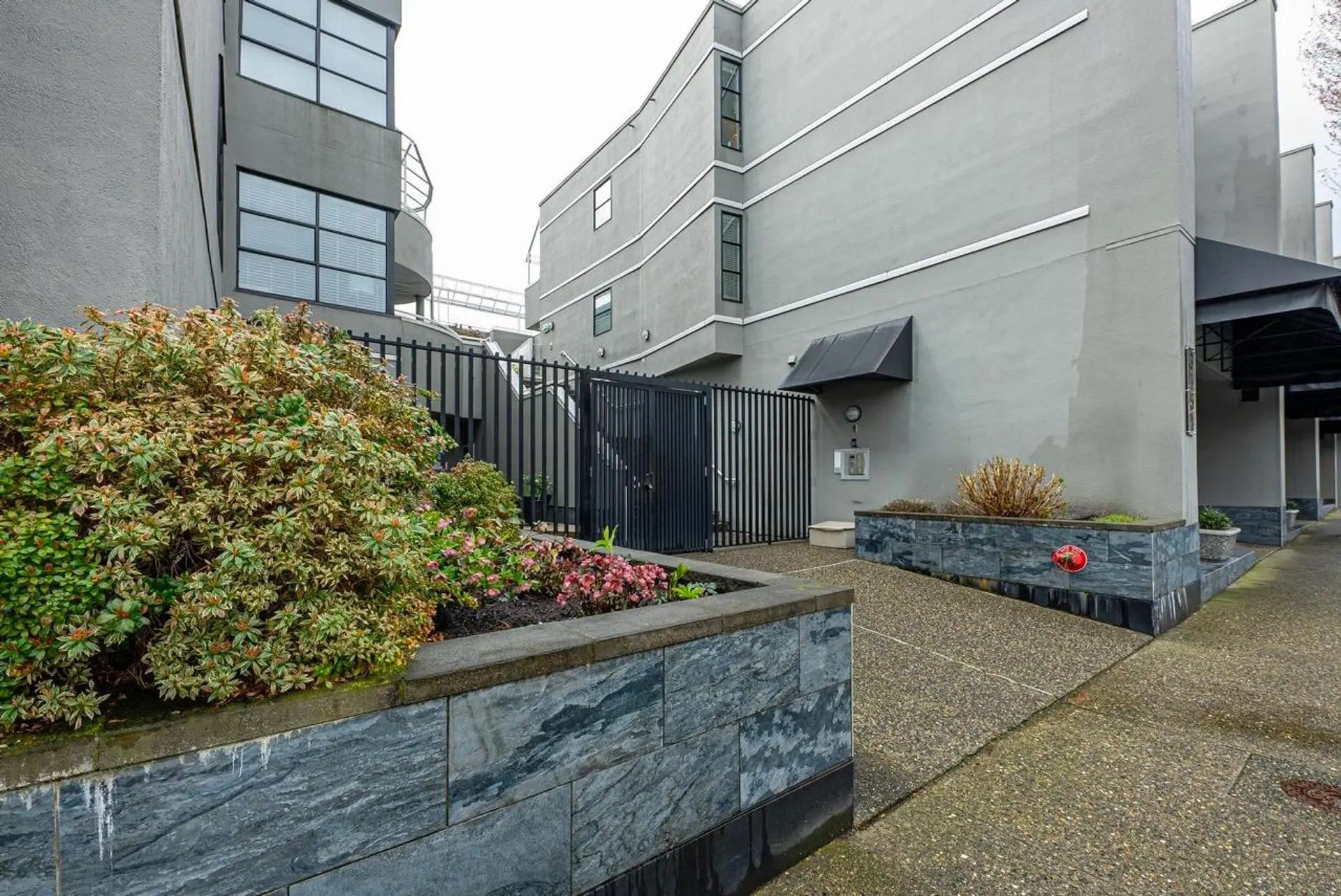 #206 3151 Woodbine Drive - Image 7