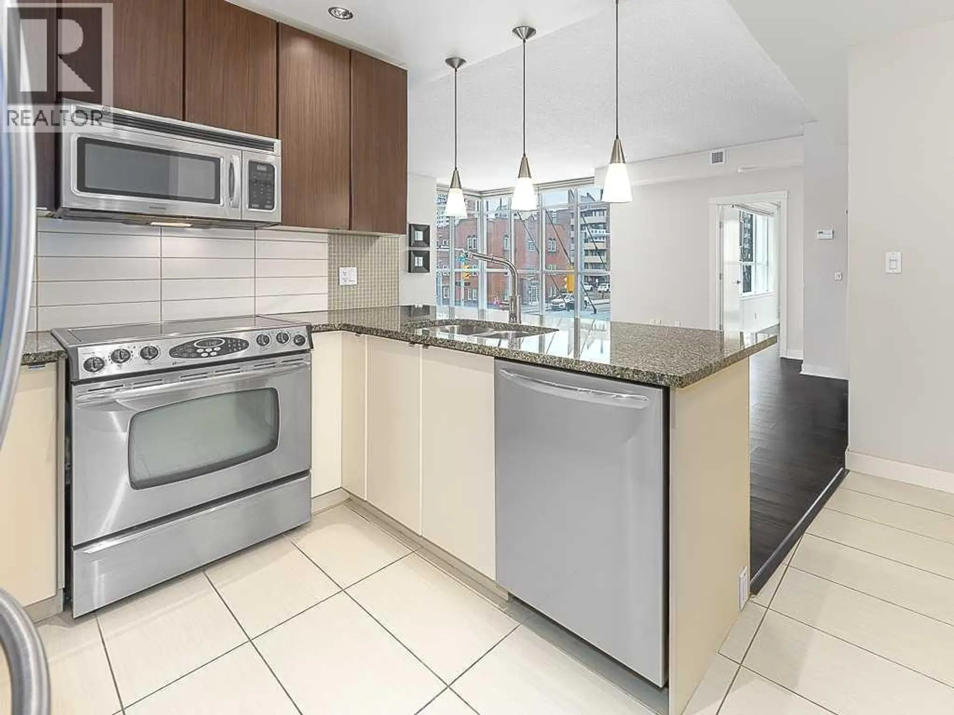 #202 788 12 Avenue SW - Image 7