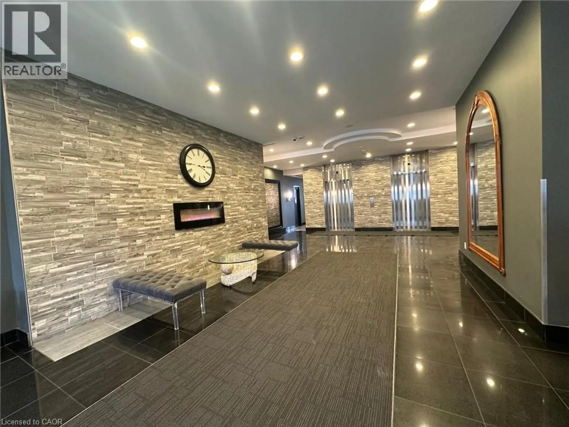 #409 135 JAMES Street S - Image 12