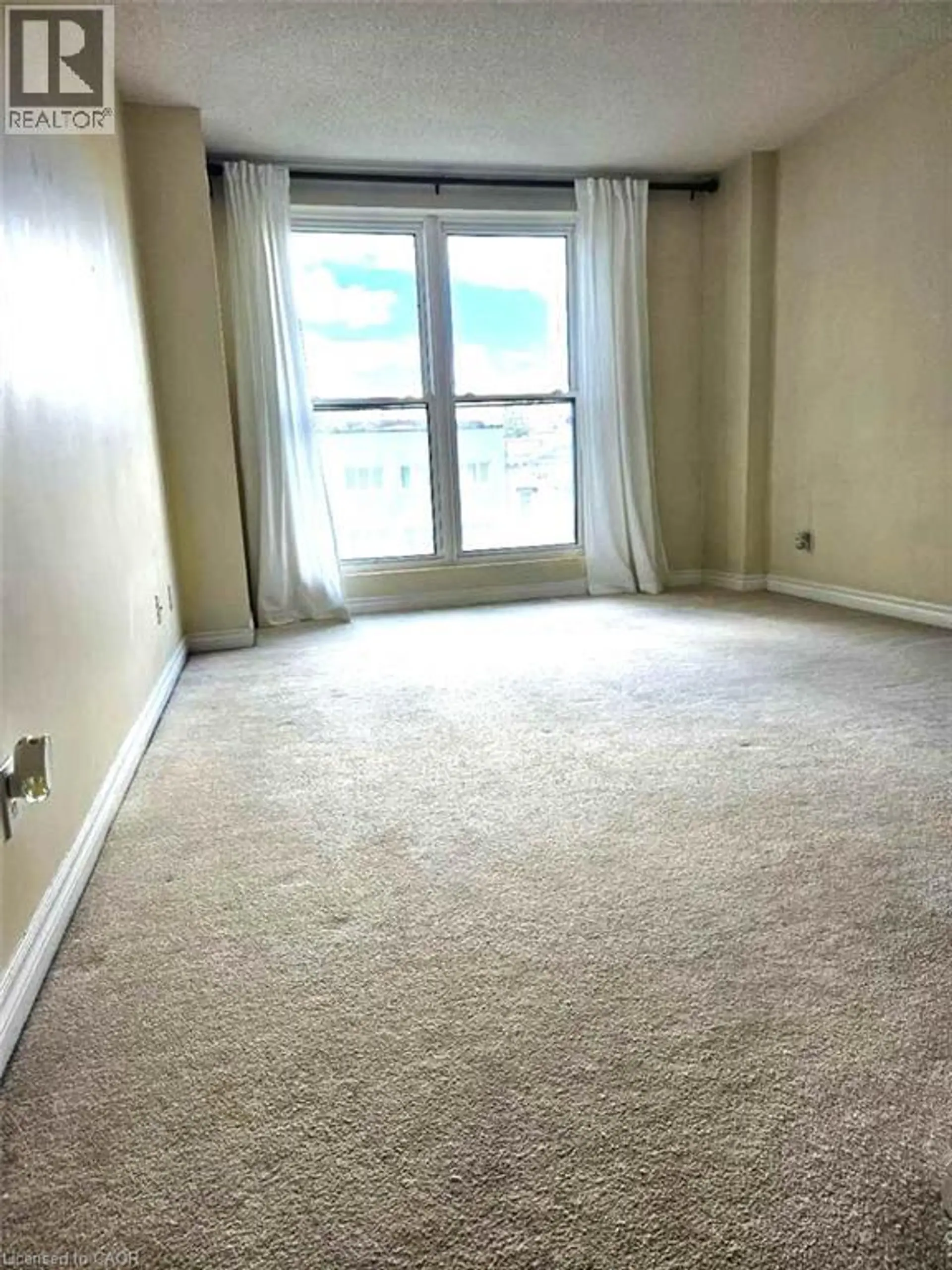 #409 135 JAMES Street S - Image 3