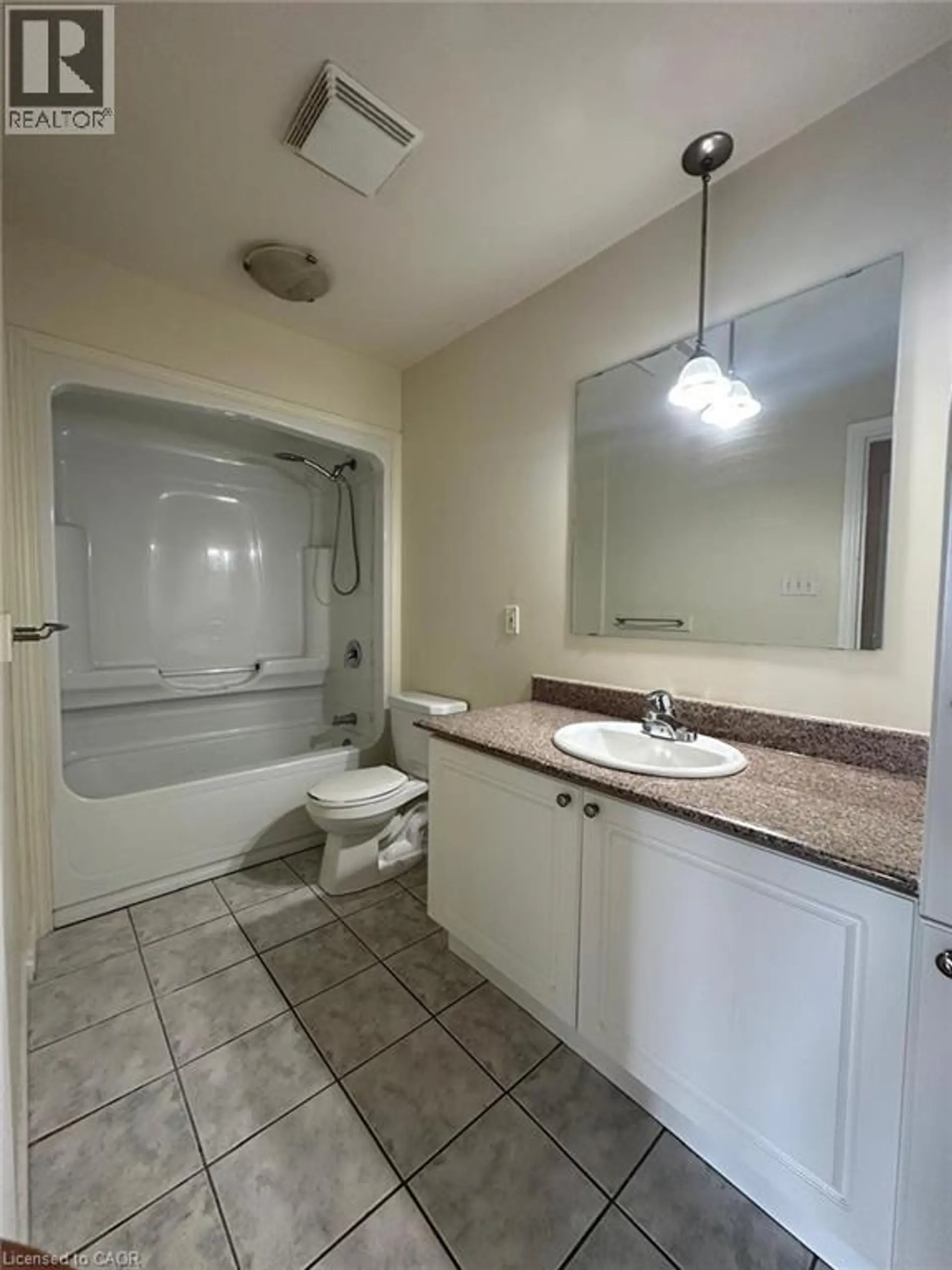 #409 135 JAMES Street S - Image 8