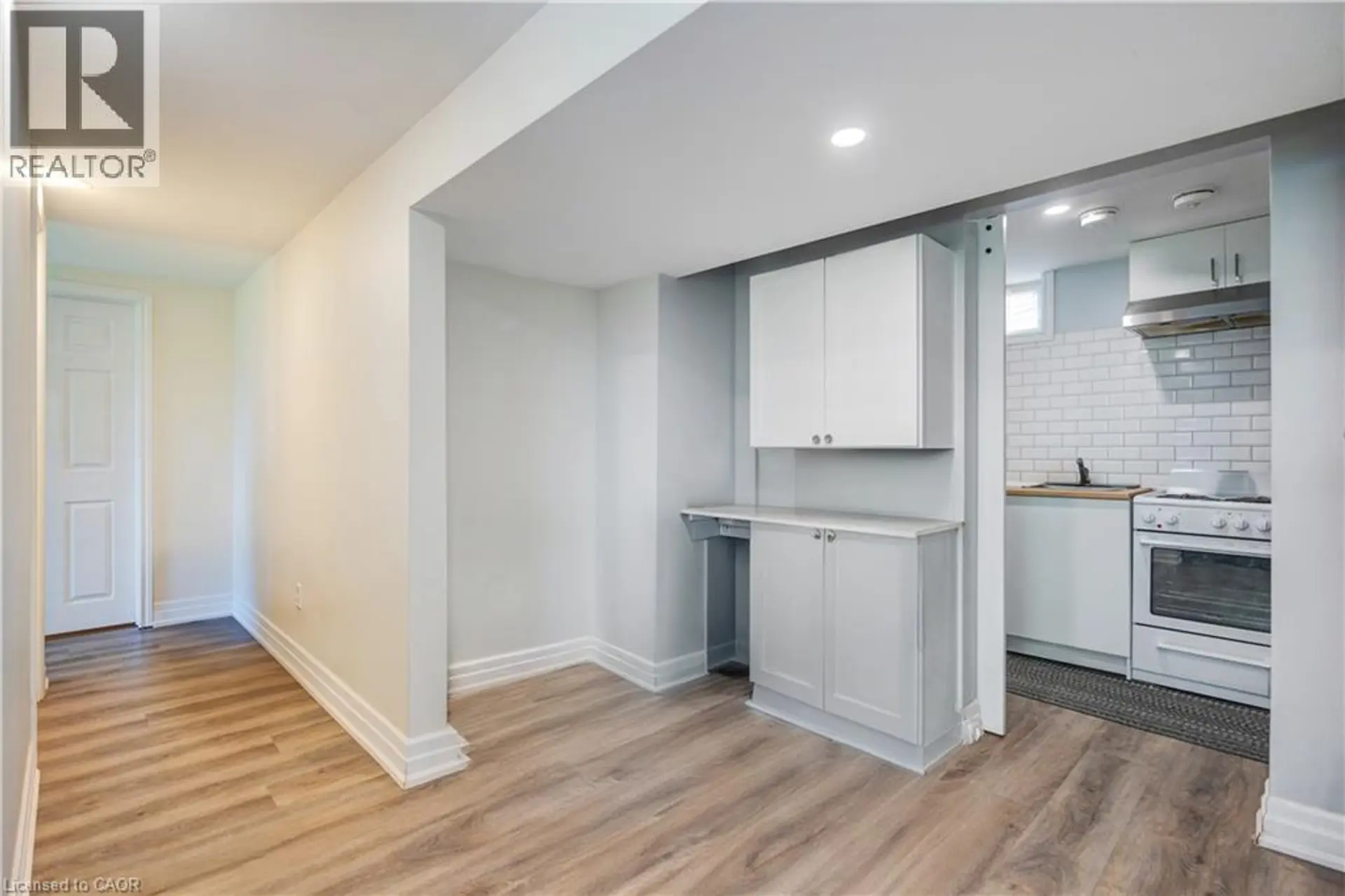 100 LAURIS Avenue - Image 15