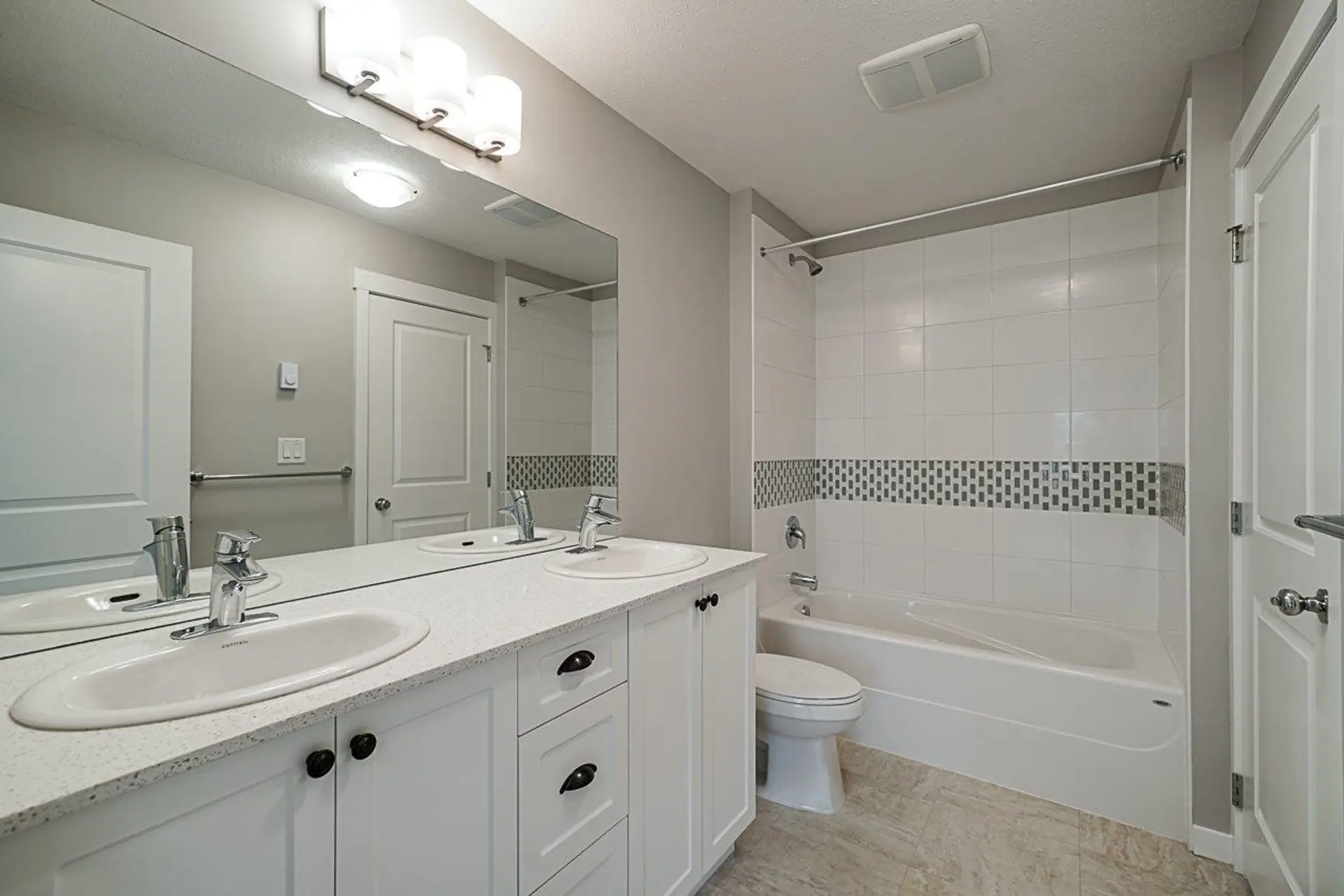 #9 19128 65 Avenue - Image 9