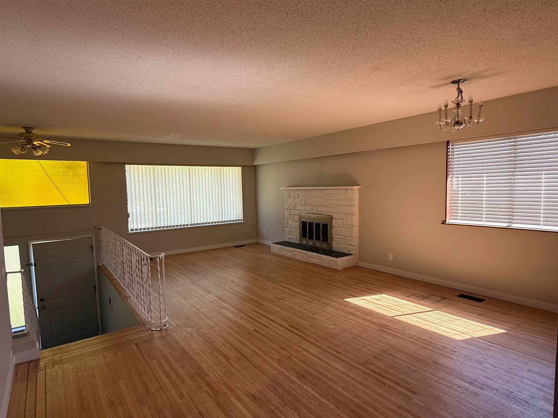 3466 E 2nd Avenue - Image 2