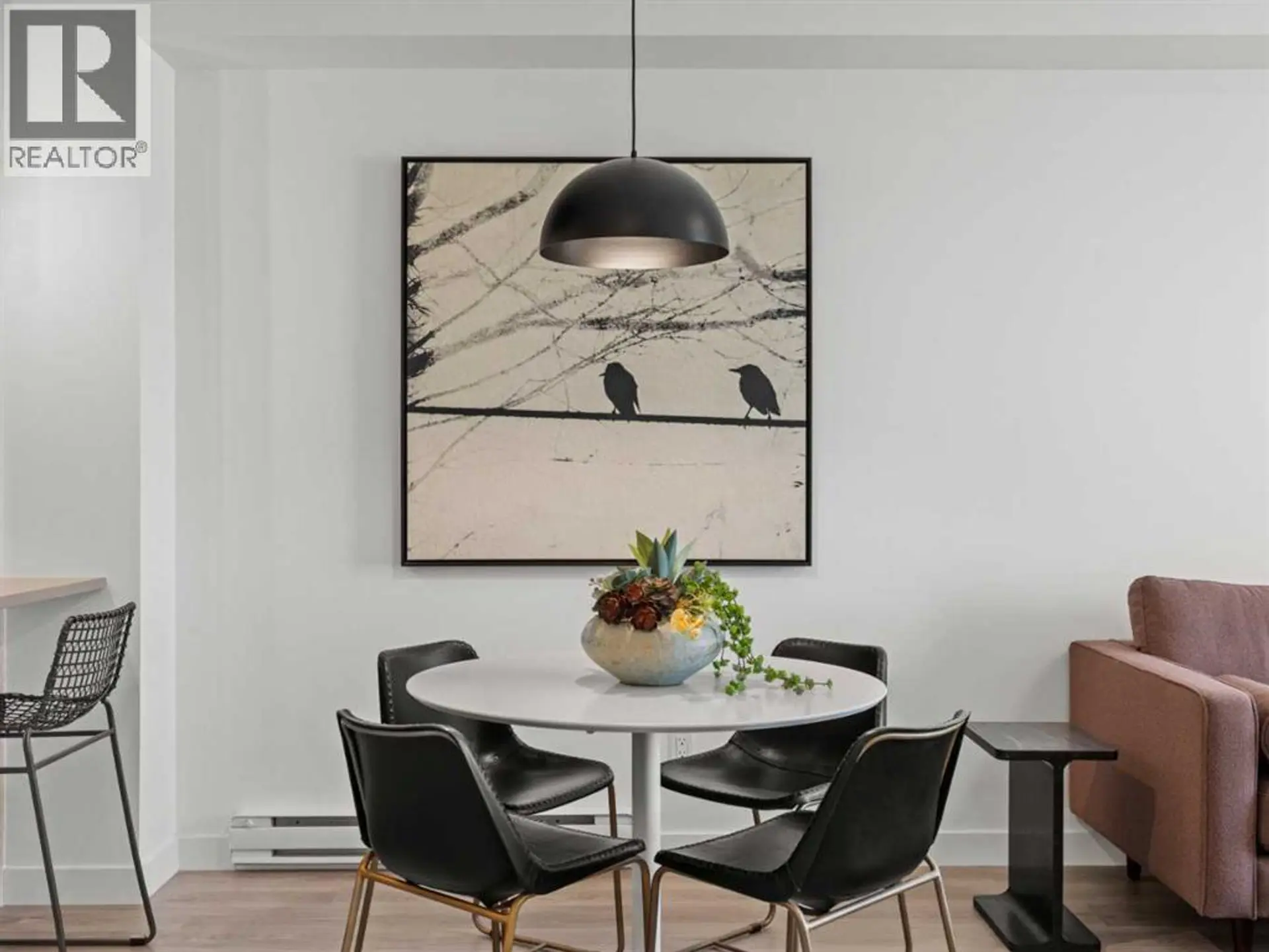 #A109 2026 81 Street SW - Image 4