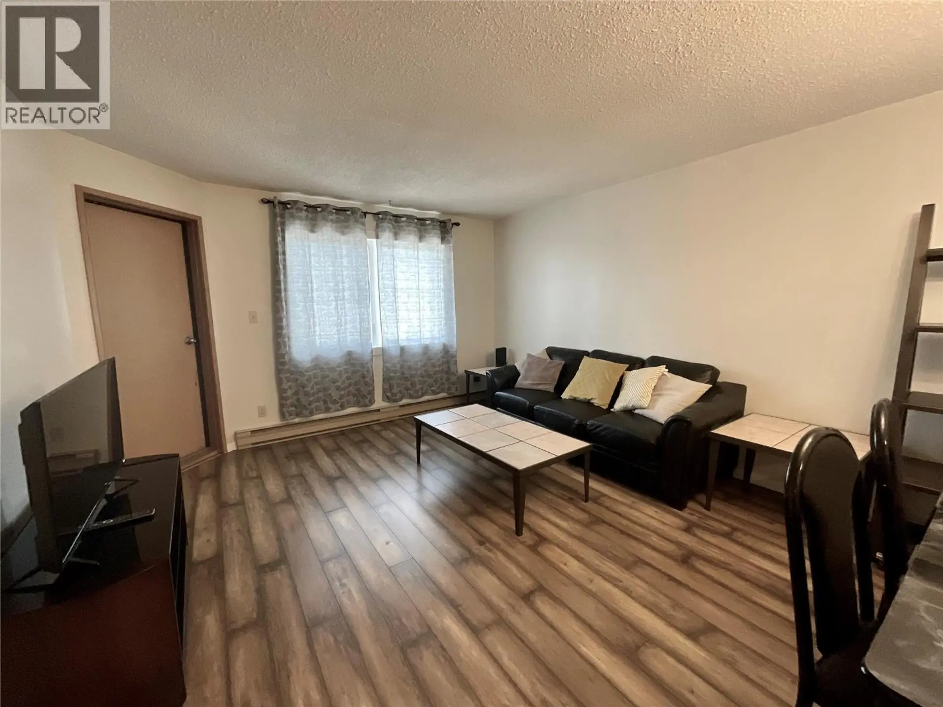 #315 108 Spruce Avenue - Image 7