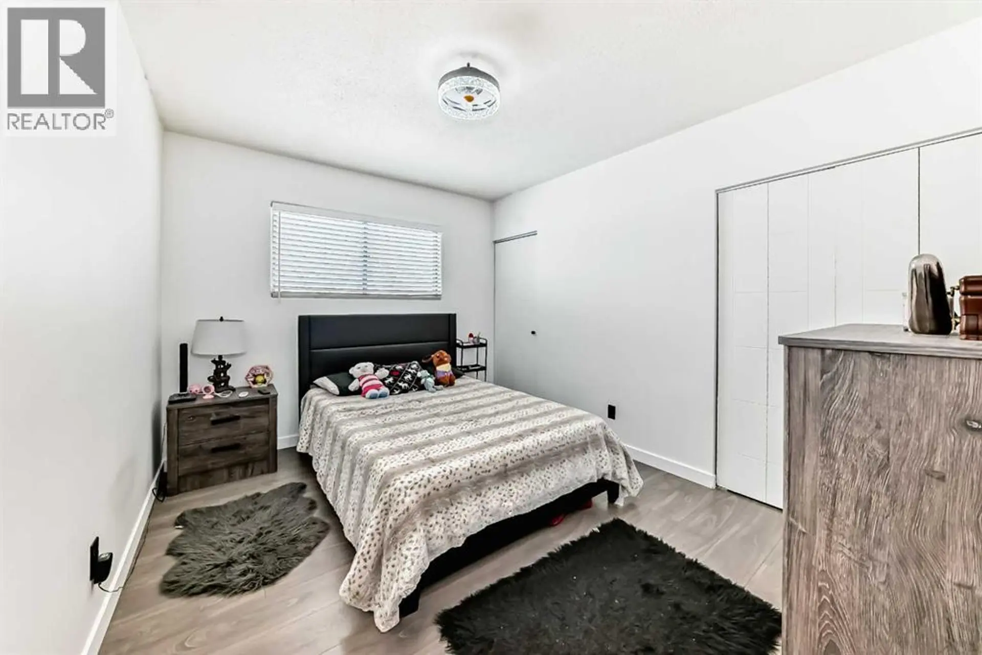 4117 45 Street - Image 7