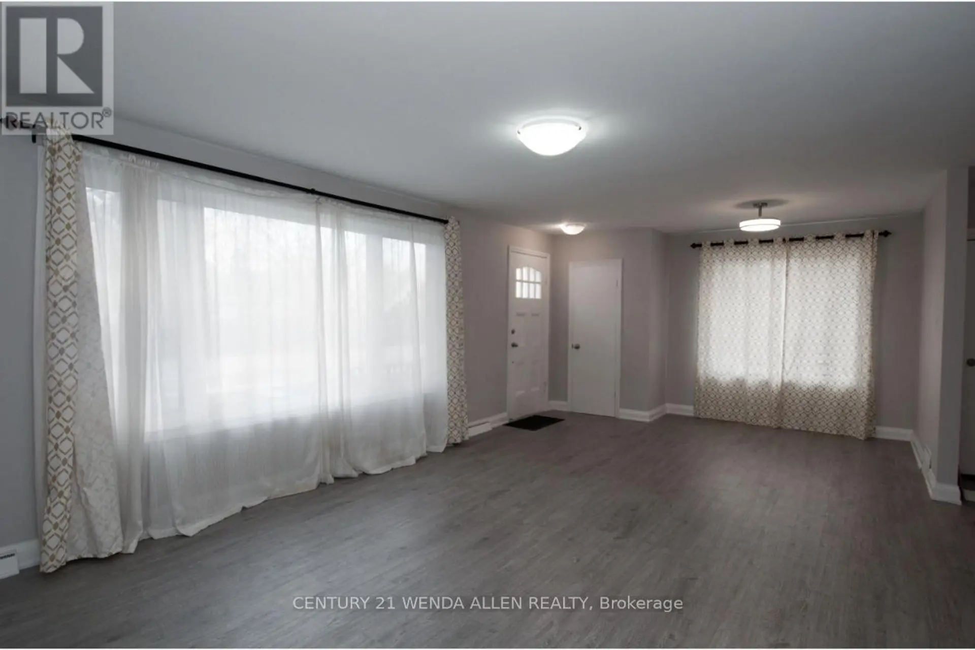 607 MARY STREET W - Image 6