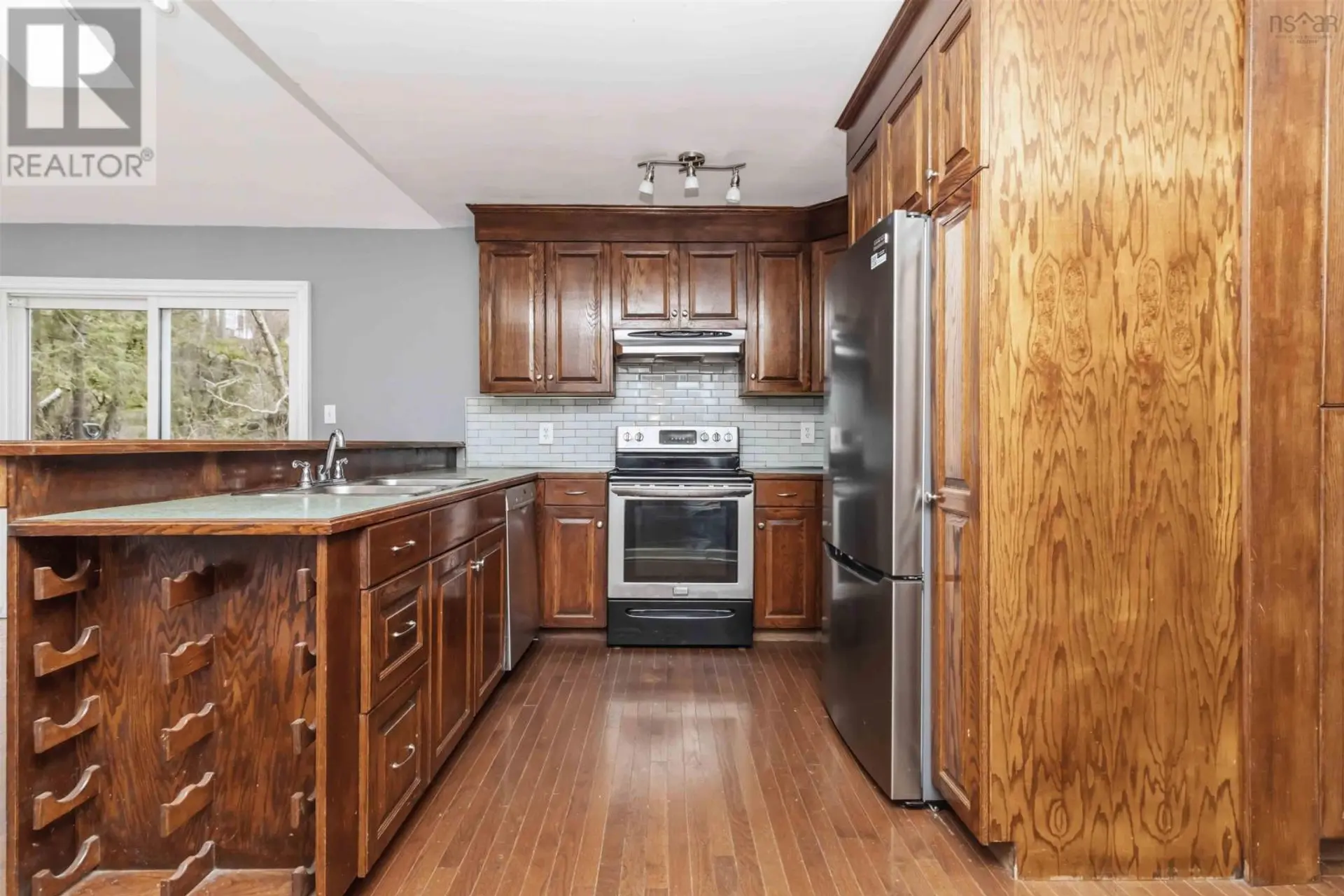 91 Meadowbrook Drive - Image 6